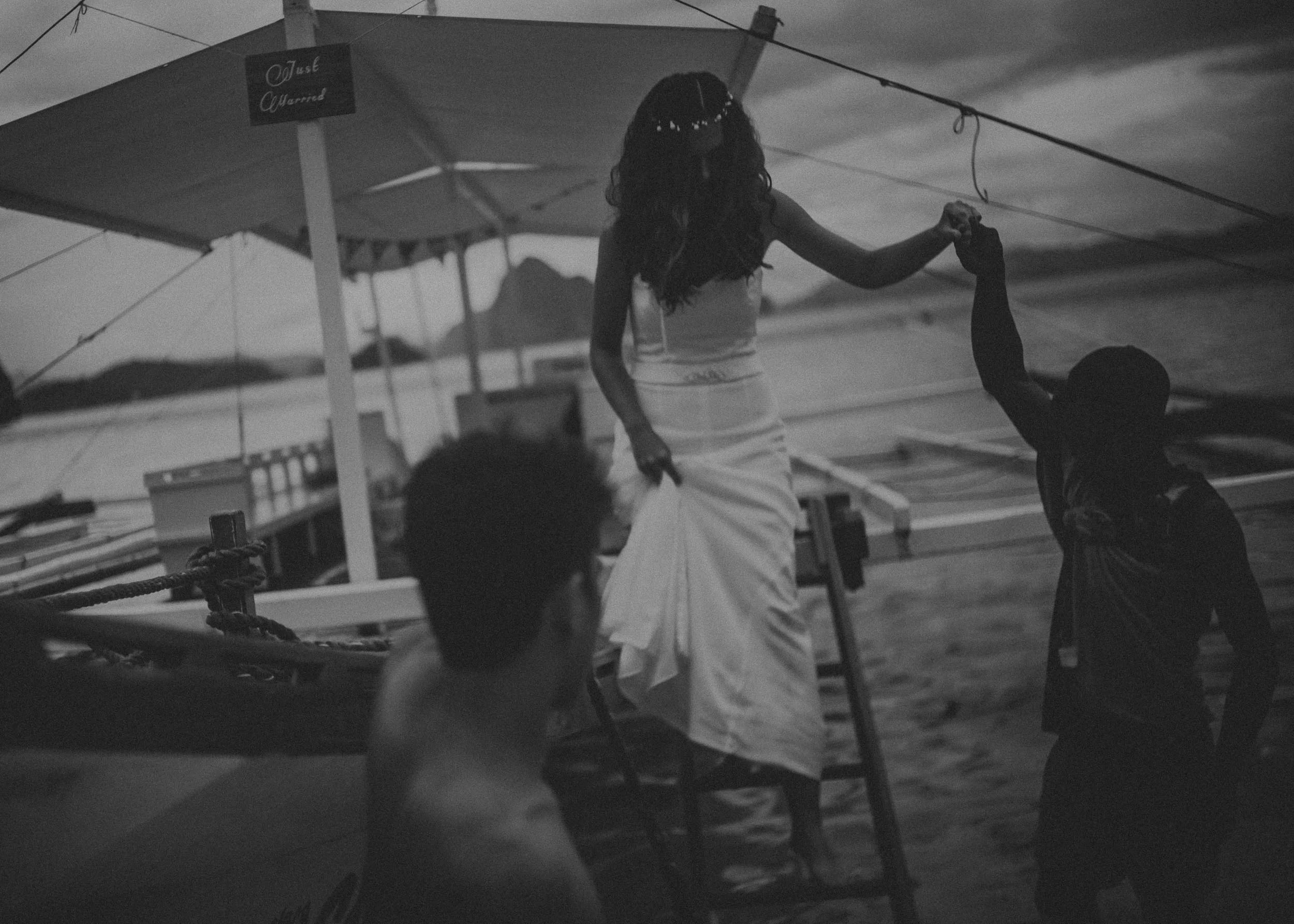  Destination Wedding in El Nido - Intimate Beach Wedding Photos 