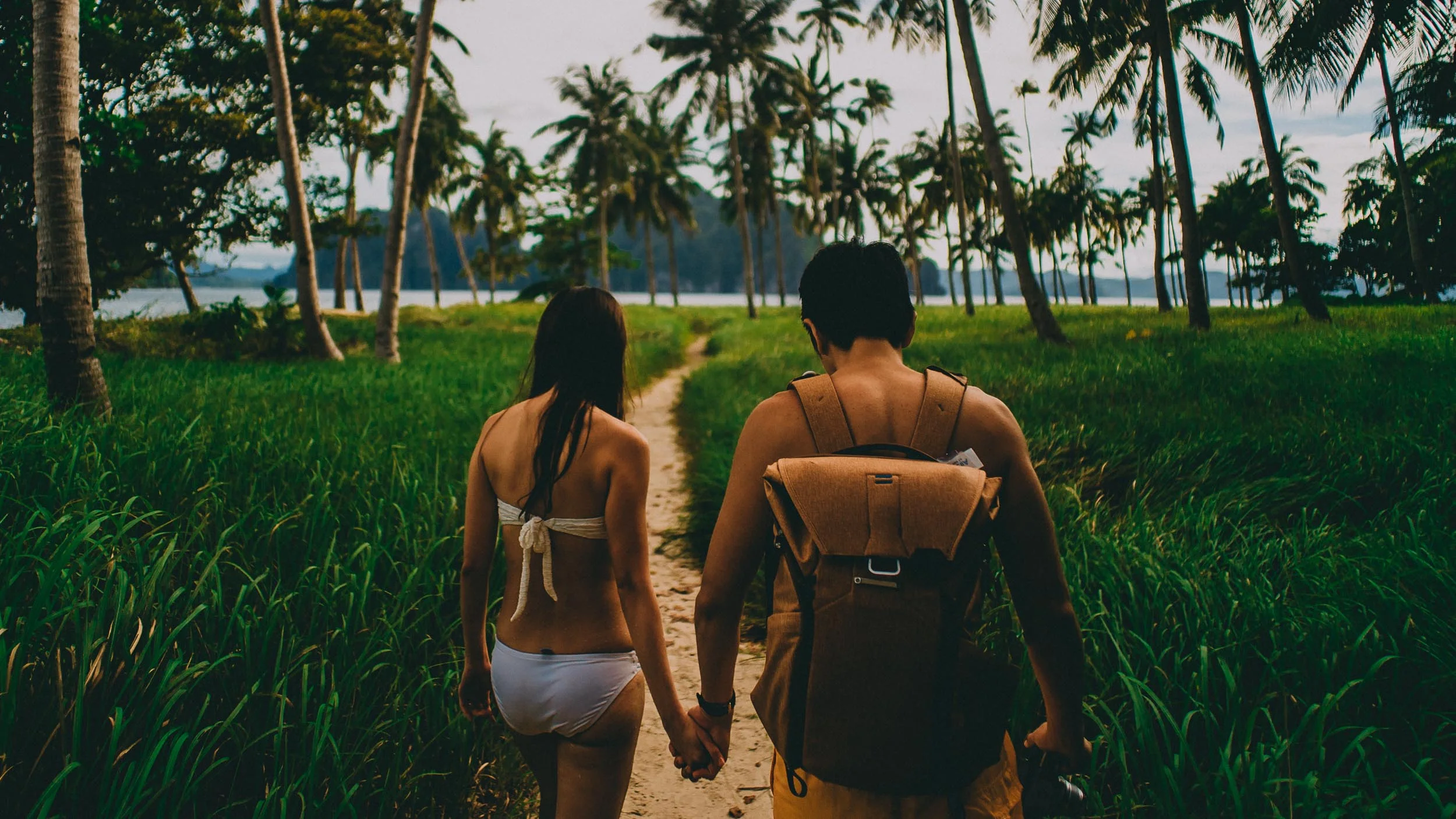  El Nido Adventure Engagement Photos - BryanJade 
