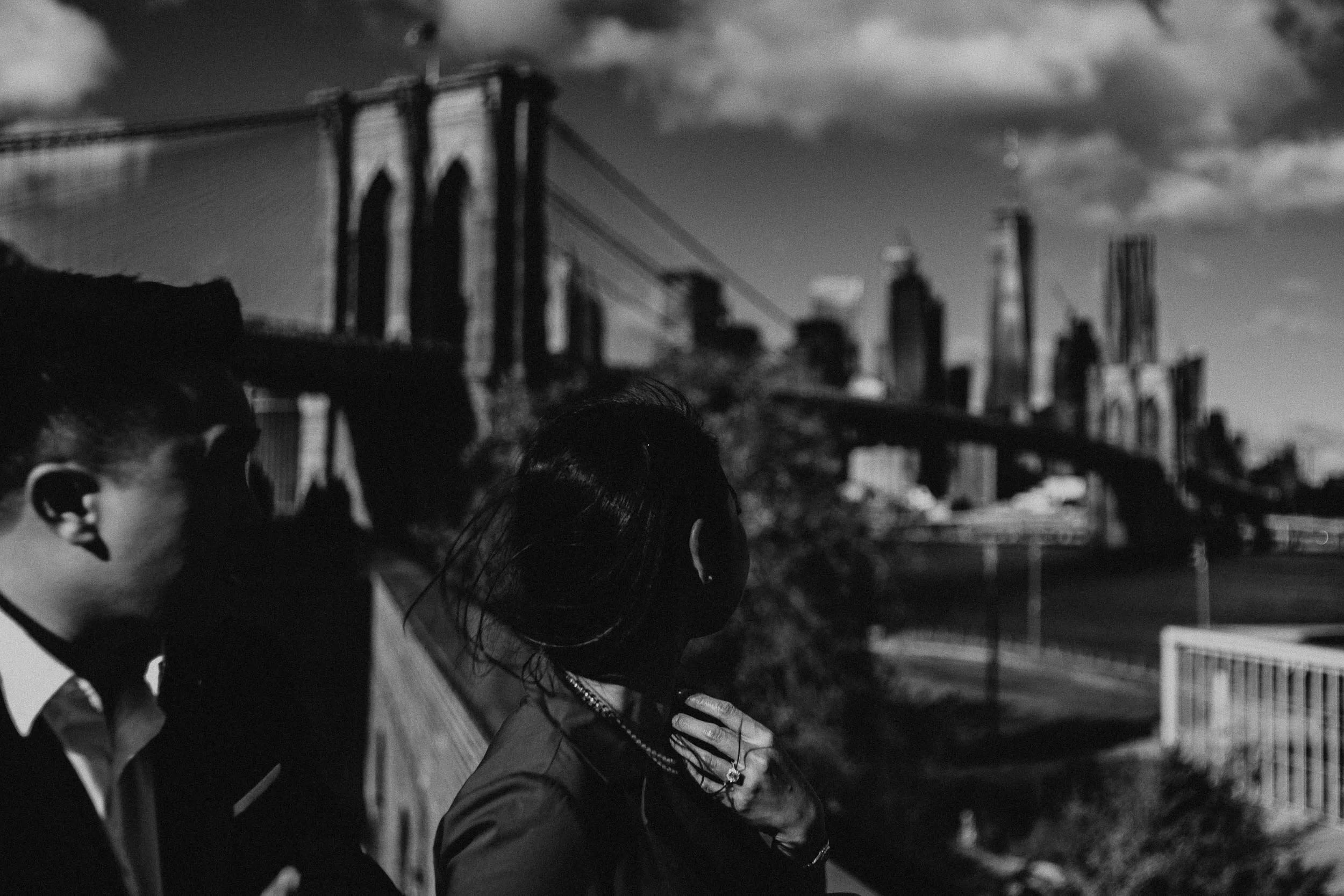 New York City Engagement Photos - DUMBO - ManuIngrid