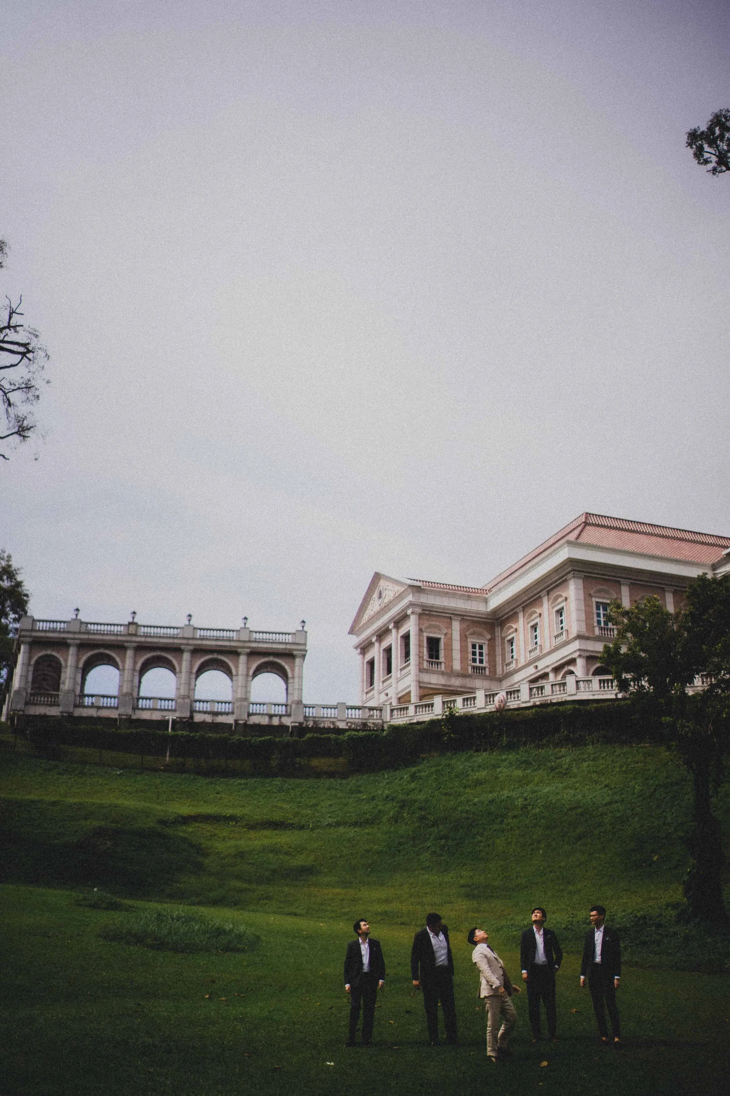  Singapore Wedding -Parkroyal Collection, Marina Bay - FreddyJillian - Groom Groomsmen 