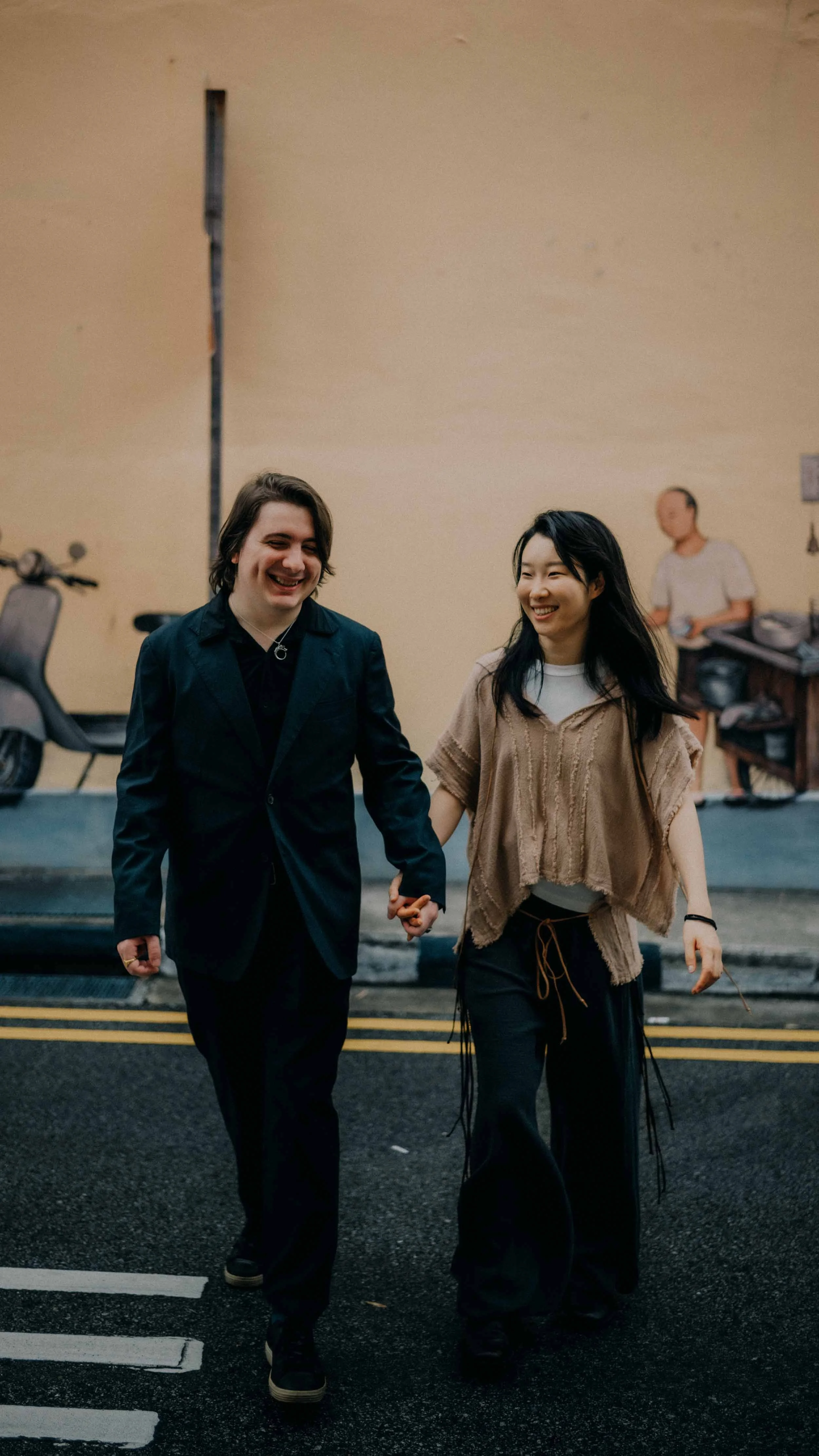 7-Chill Singapore Couple Photography-Singapore-LEICA SL2.jpg