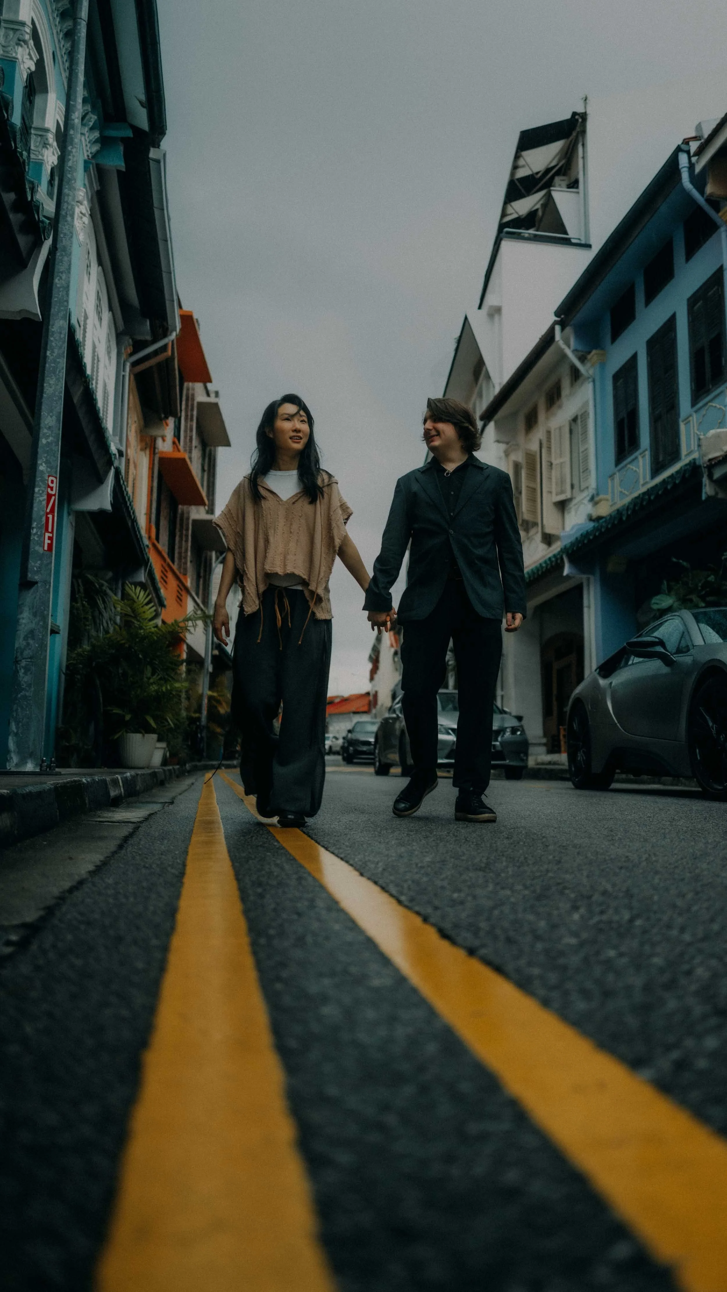 12-Chill Singapore Couple Photography-Singapore-LEICA Q3.jpg