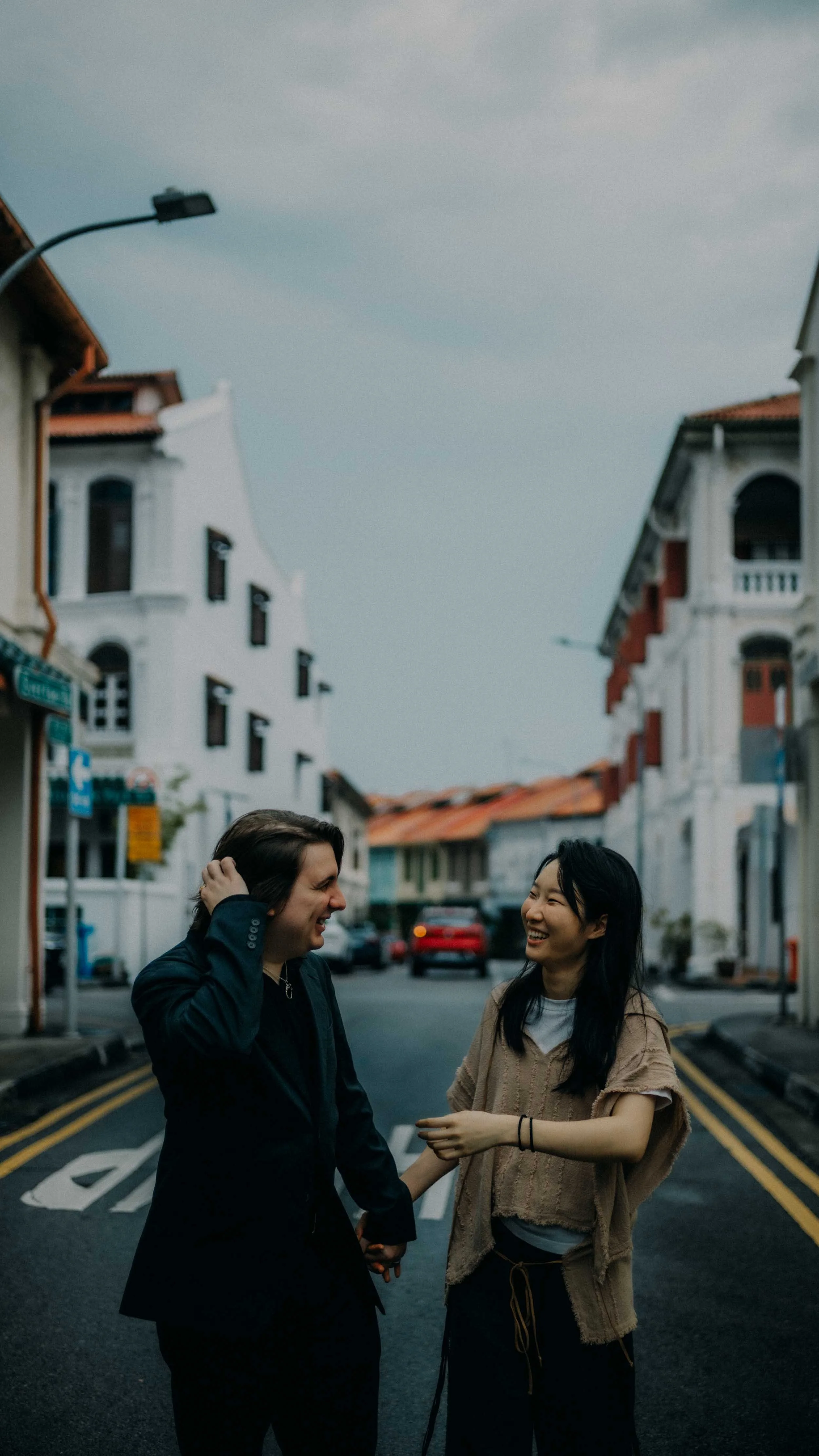 16-Chill Singapore Couple Photography-Singapore-LEICA SL2.jpg