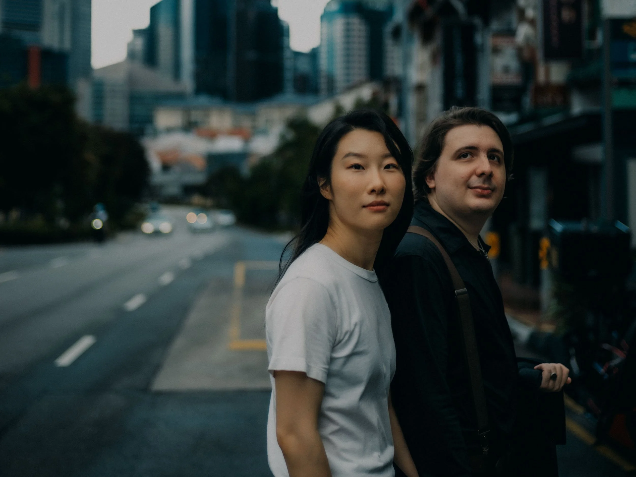24-Chill Singapore Couple Photography-Singapore-LEICA SL2.jpg