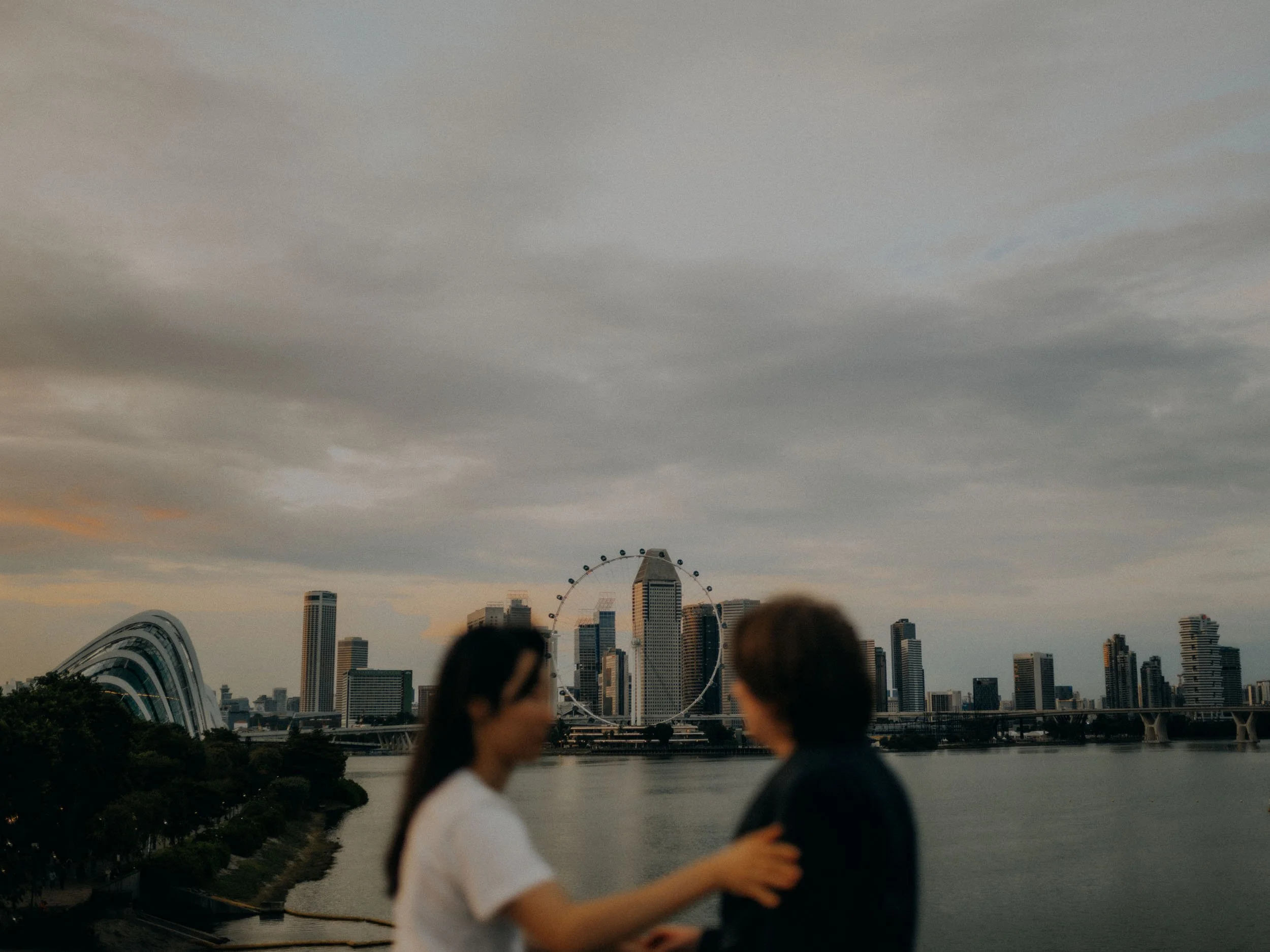 26-Chill Singapore Couple Photography-Singapore-LEICA SL2.jpg