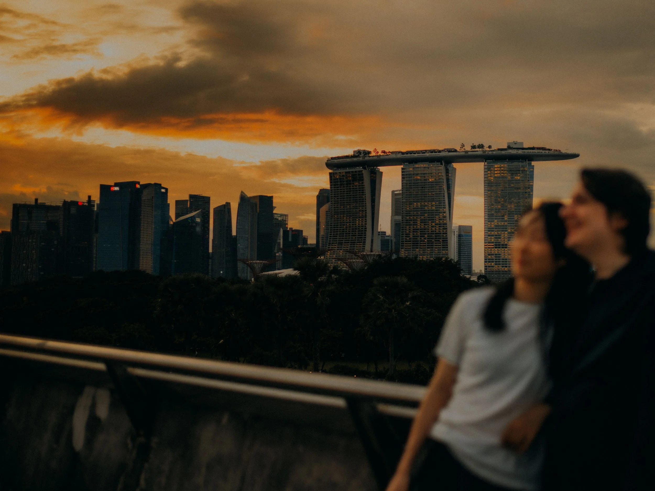 35-Chill Singapore Couple Photography-Singapore-LEICA SL2.jpg
