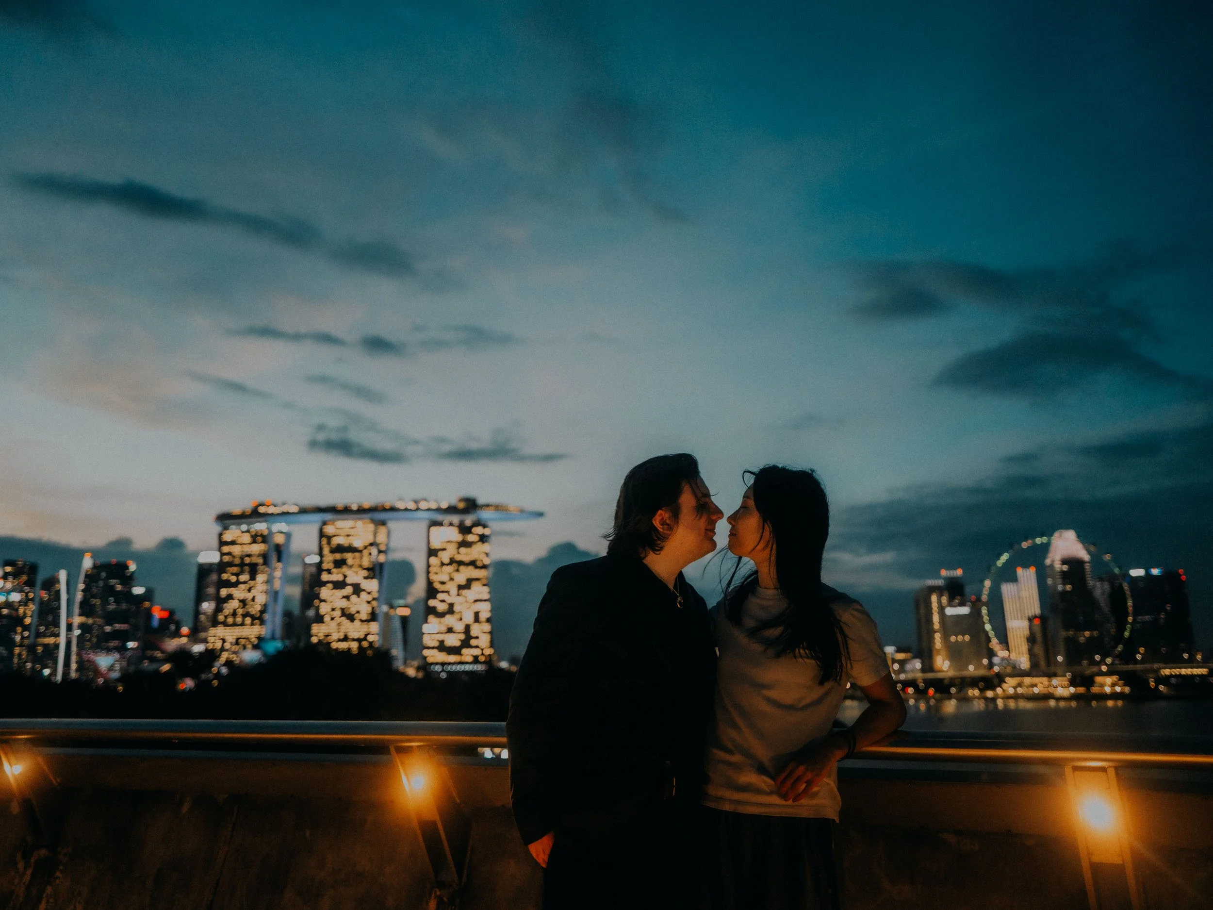 36-Chill Singapore Couple Photography-Singapore-LEICA Q3.jpg