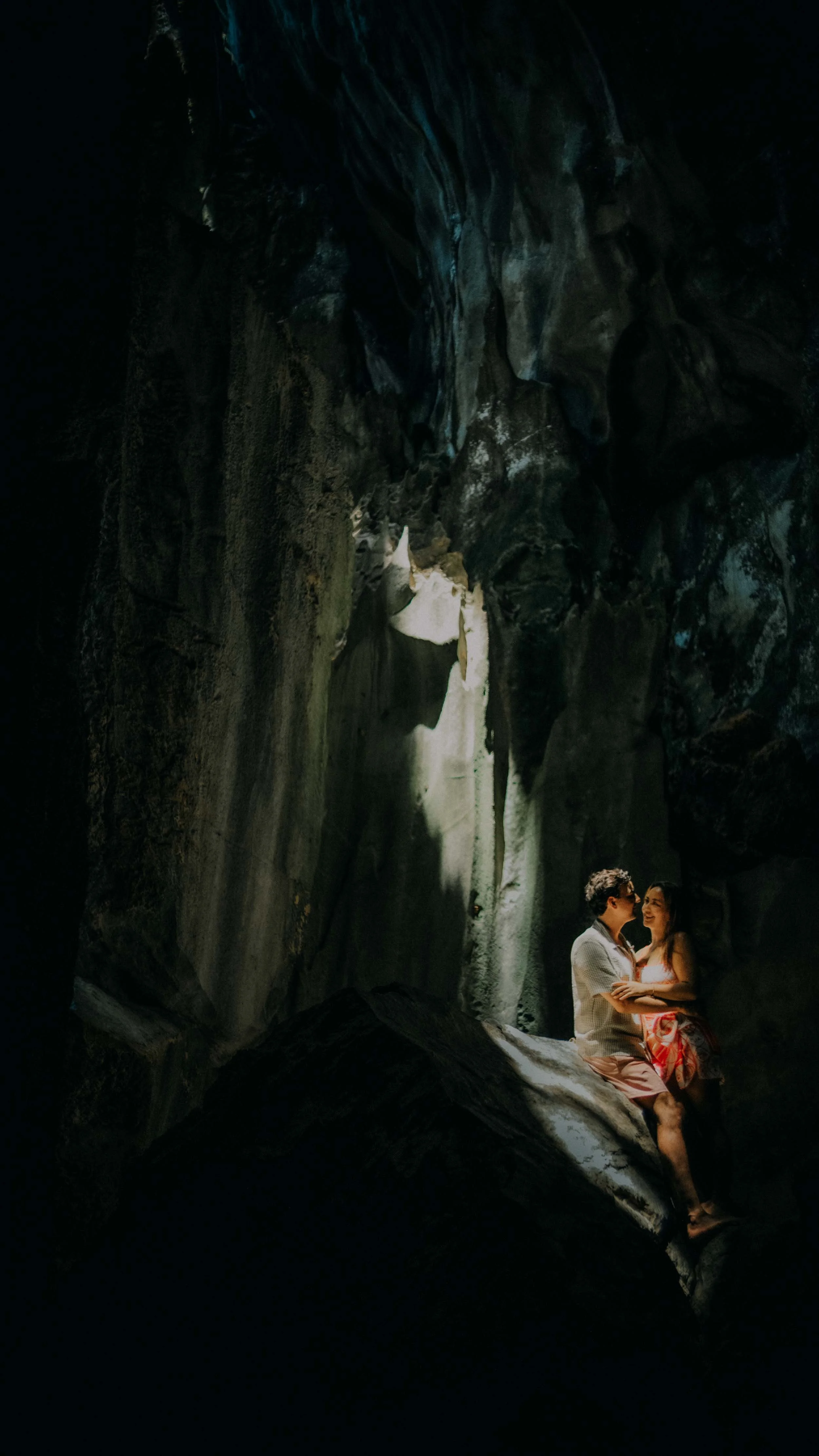 14-Cinematic El Nido Palawan Philippines Destination Wedding Photography-Philippines-ILCE-7RM5.jpg