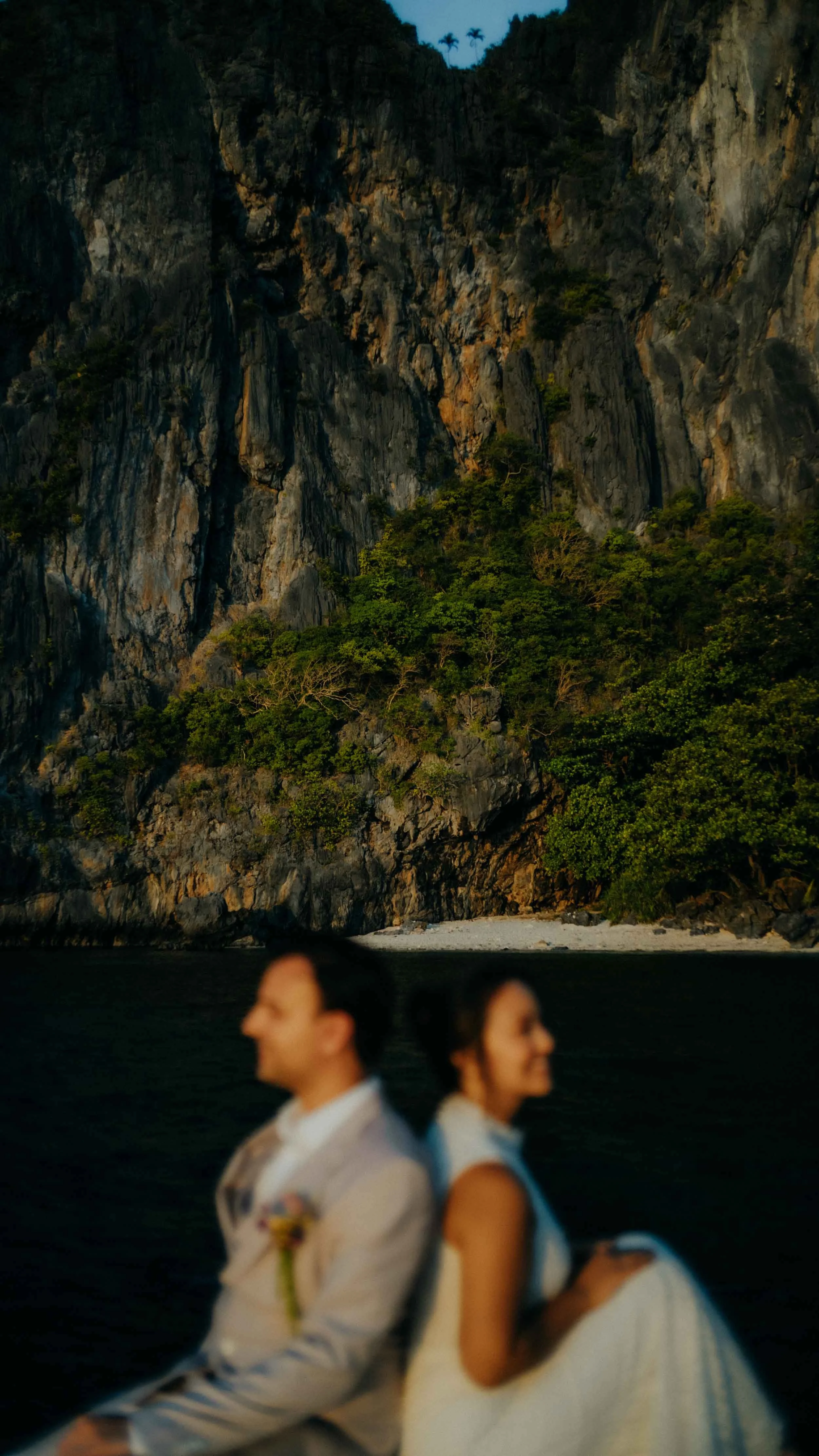 22-Cinematic El Nido Palawan Philippines Destination Wedding Photography-Philippines-ILCE-7RM5.jpg