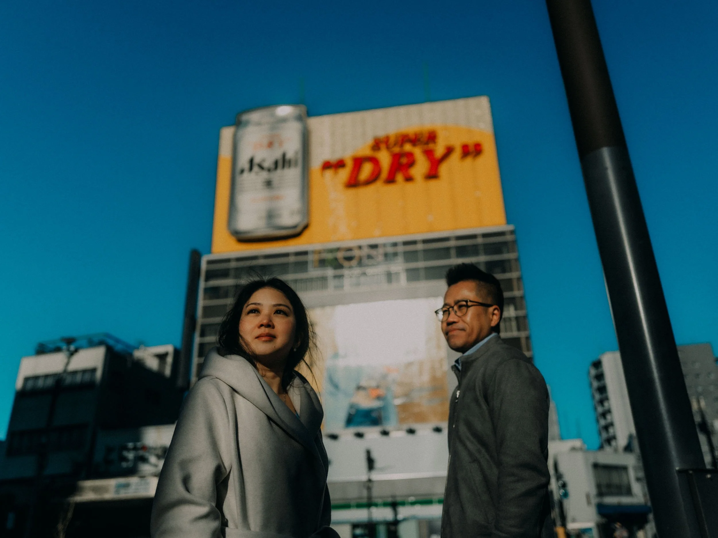 2-Cinematic Tokyo Couple Photography-Japan-LEICA Q3.jpg