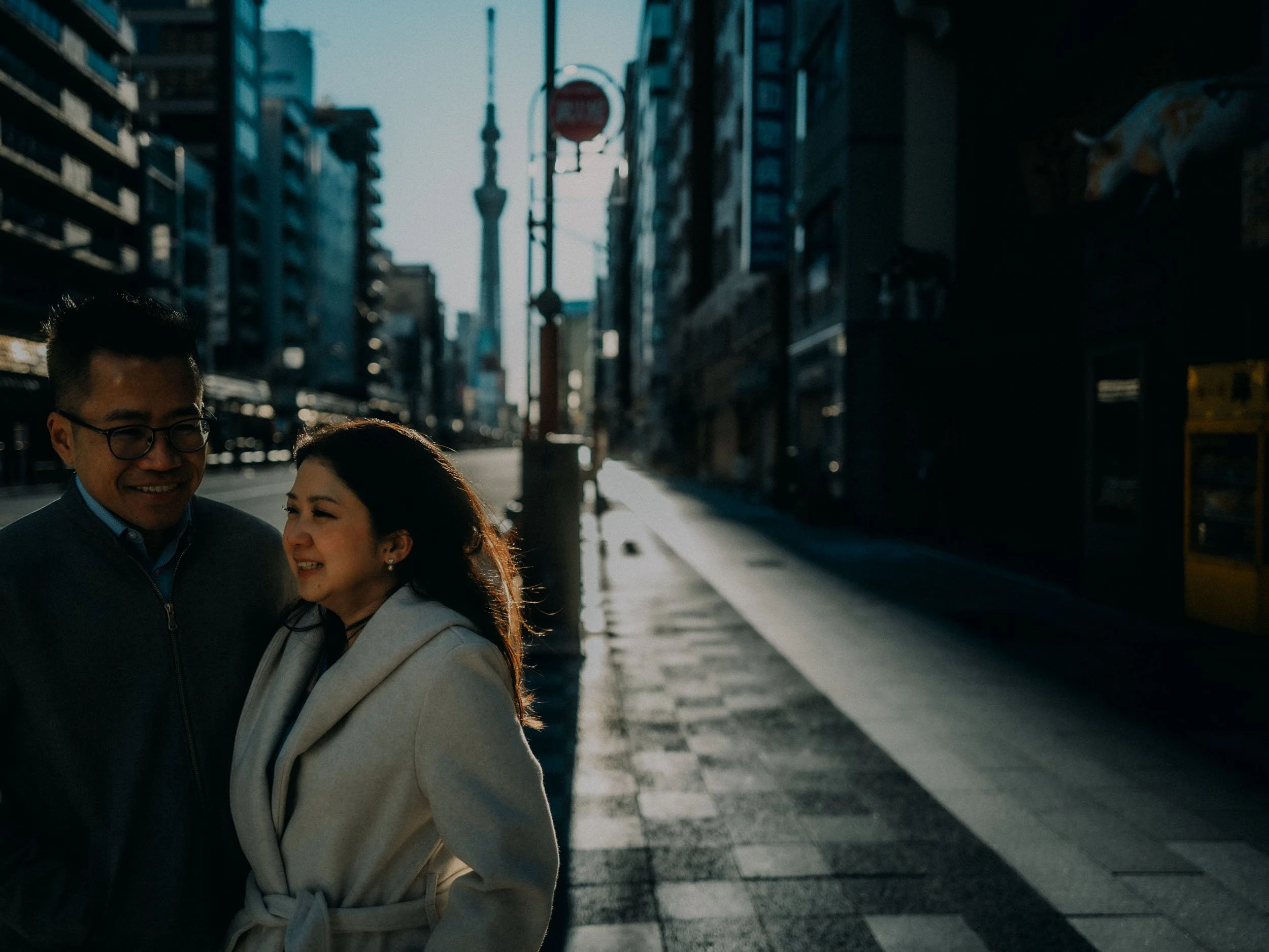 22-Cinematic Tokyo Couple Photography-Japan-LEICA Q3.jpg