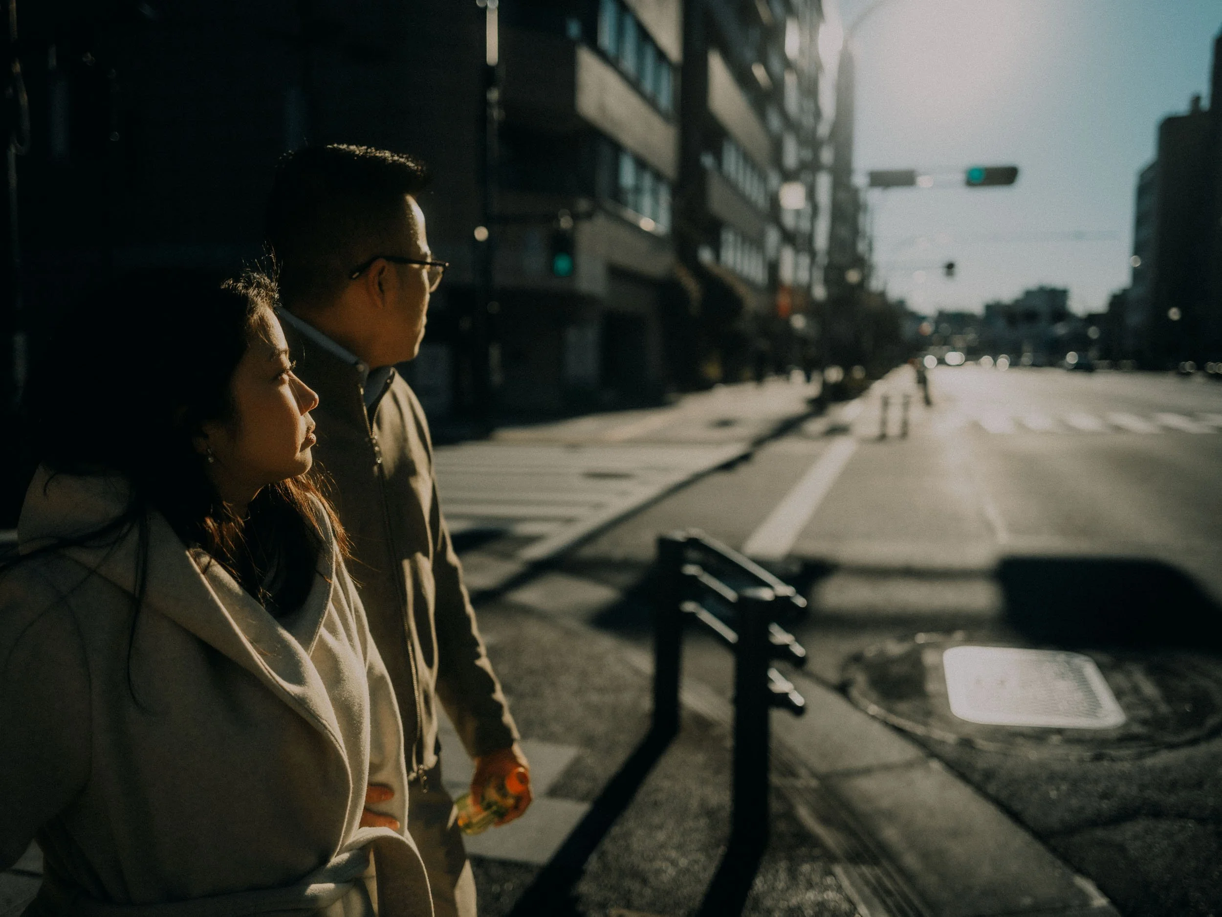 30-Cinematic Tokyo Couple Photography-Japan-LEICA Q3.jpg