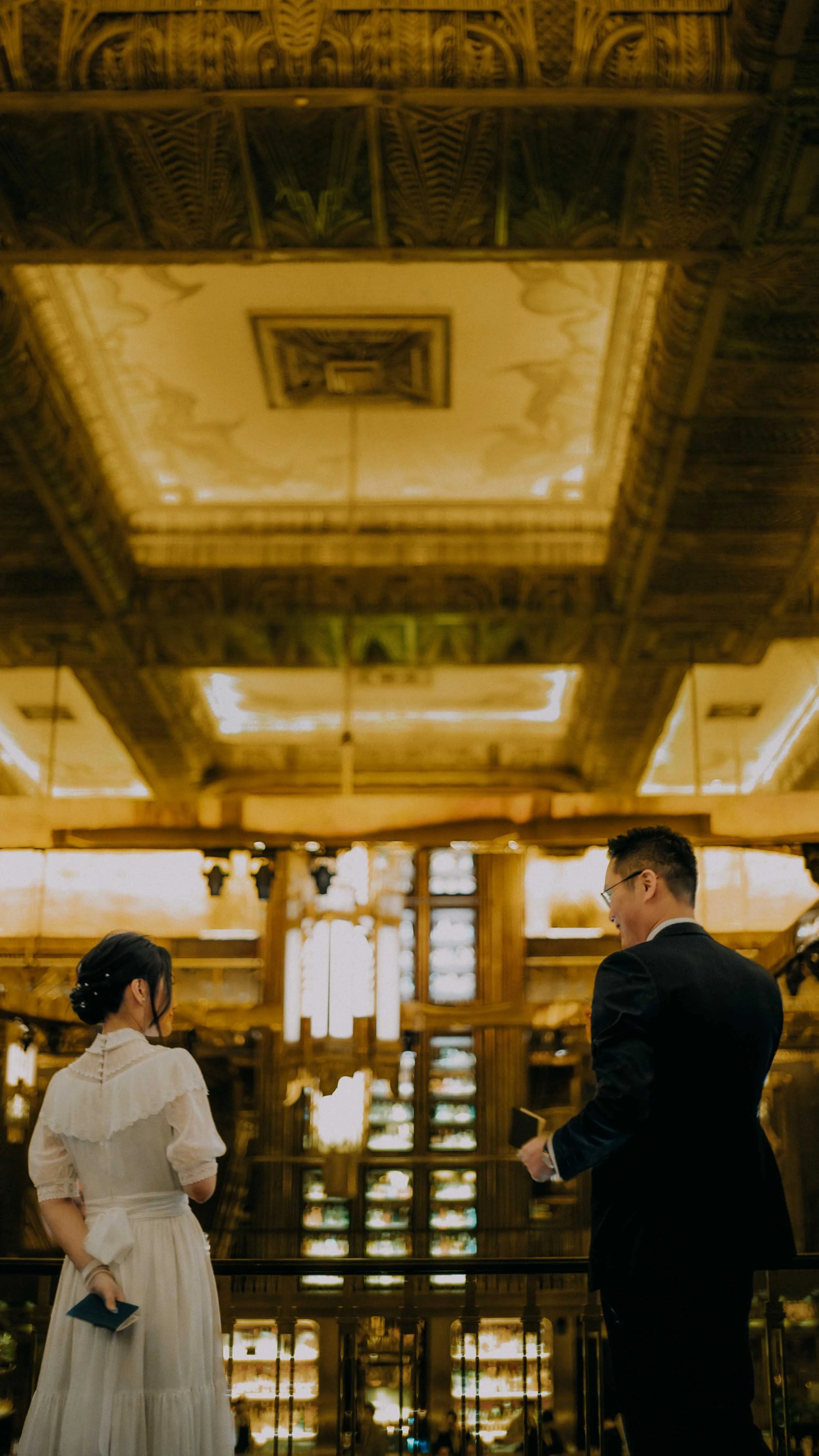 8-singapore-wedding-hosting-scene-portrait-sony-a7r5.jpg