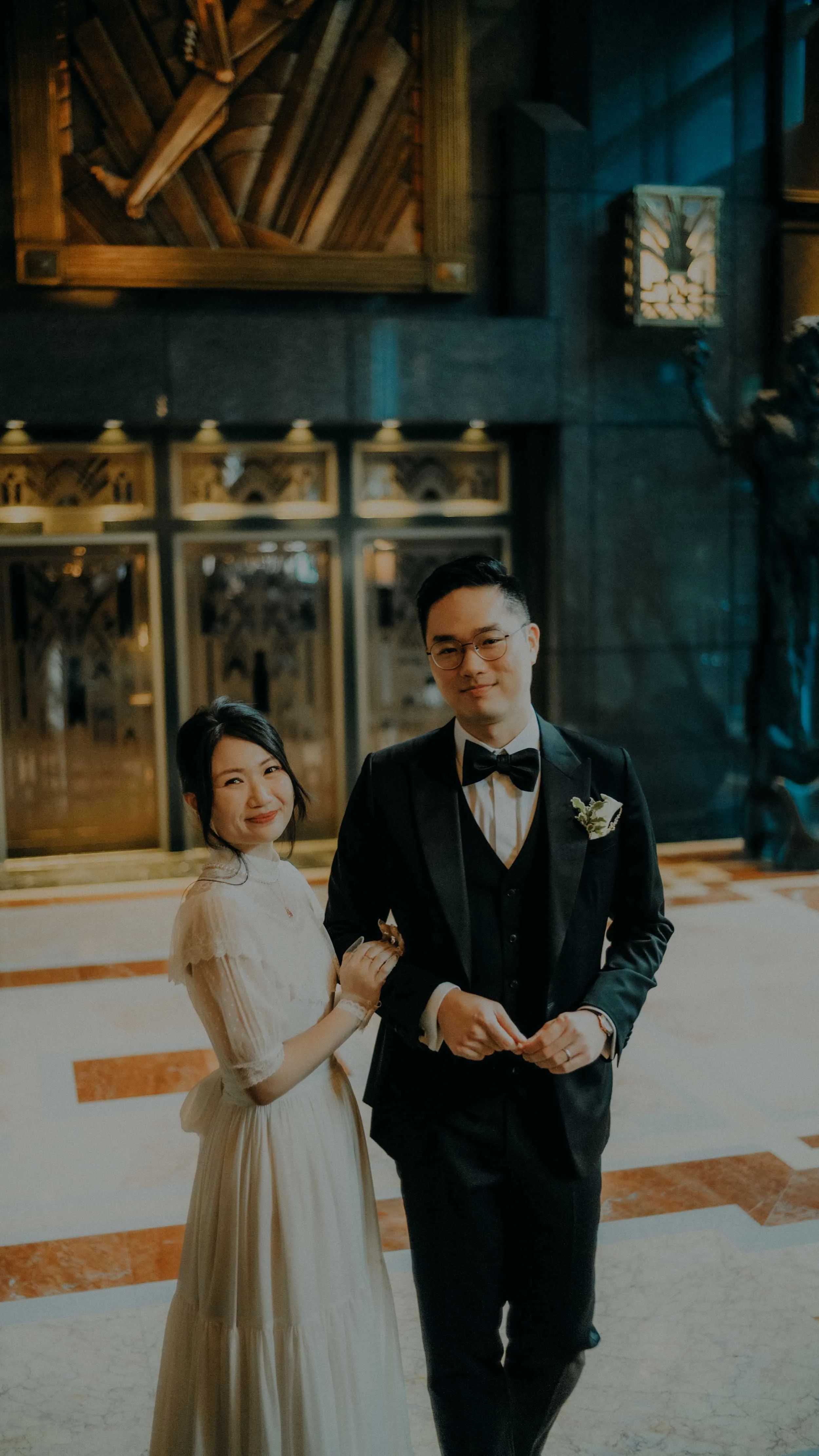 28-singapore-wedding-couple-portrait-portrait-sony-a7r5.jpg