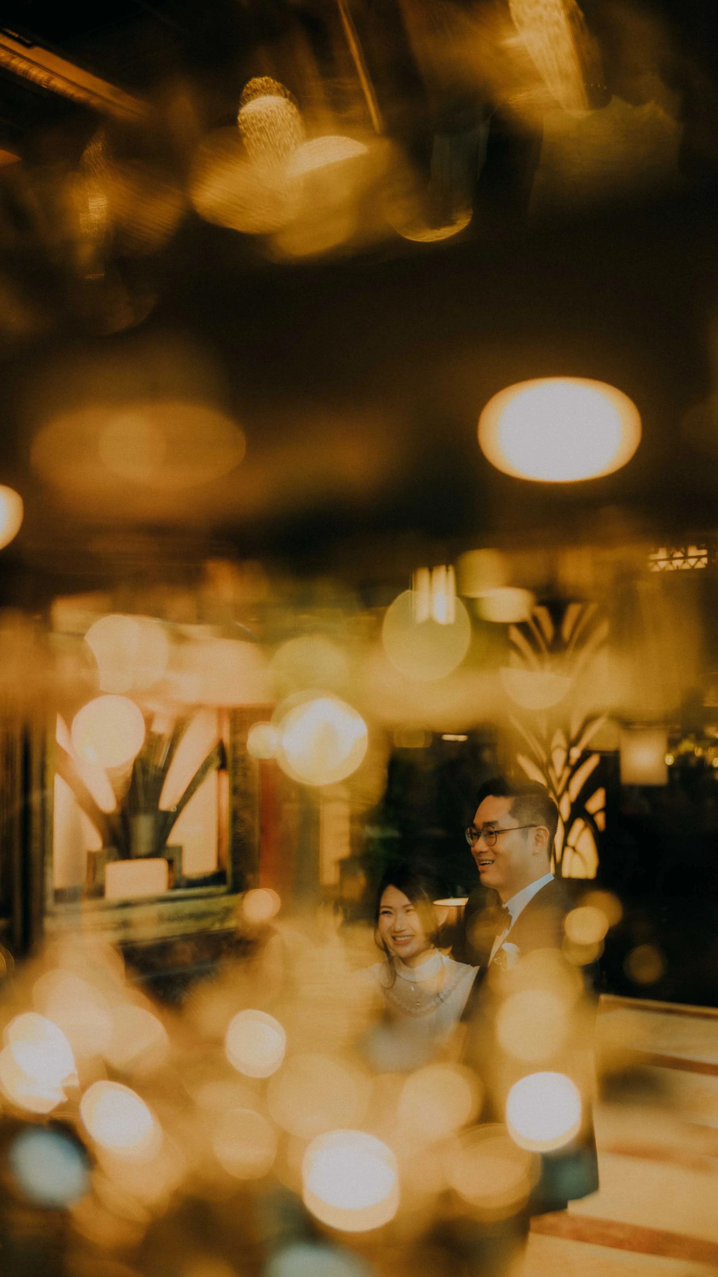 29-singapore-wedding-bokeh-toast-portrait-sony-a7r5.jpg