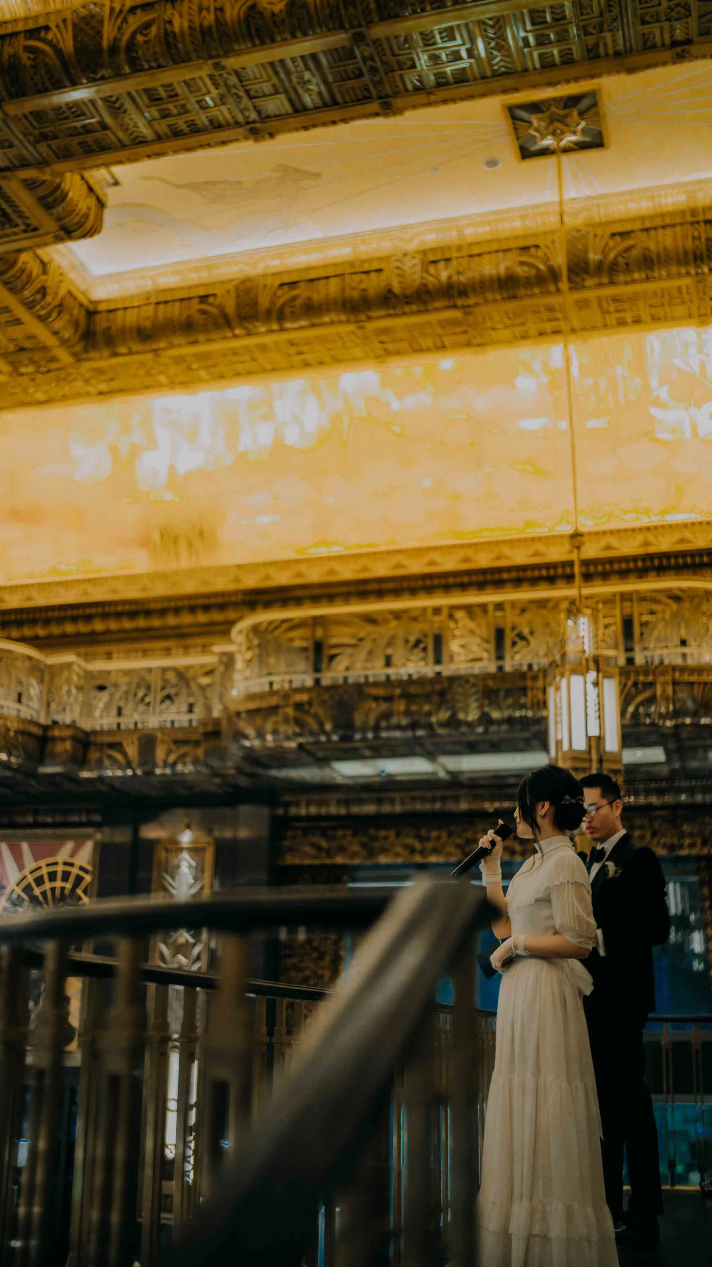 32-singapore-wedding-speech-balcony-portrait-sony-a7r5.jpg
