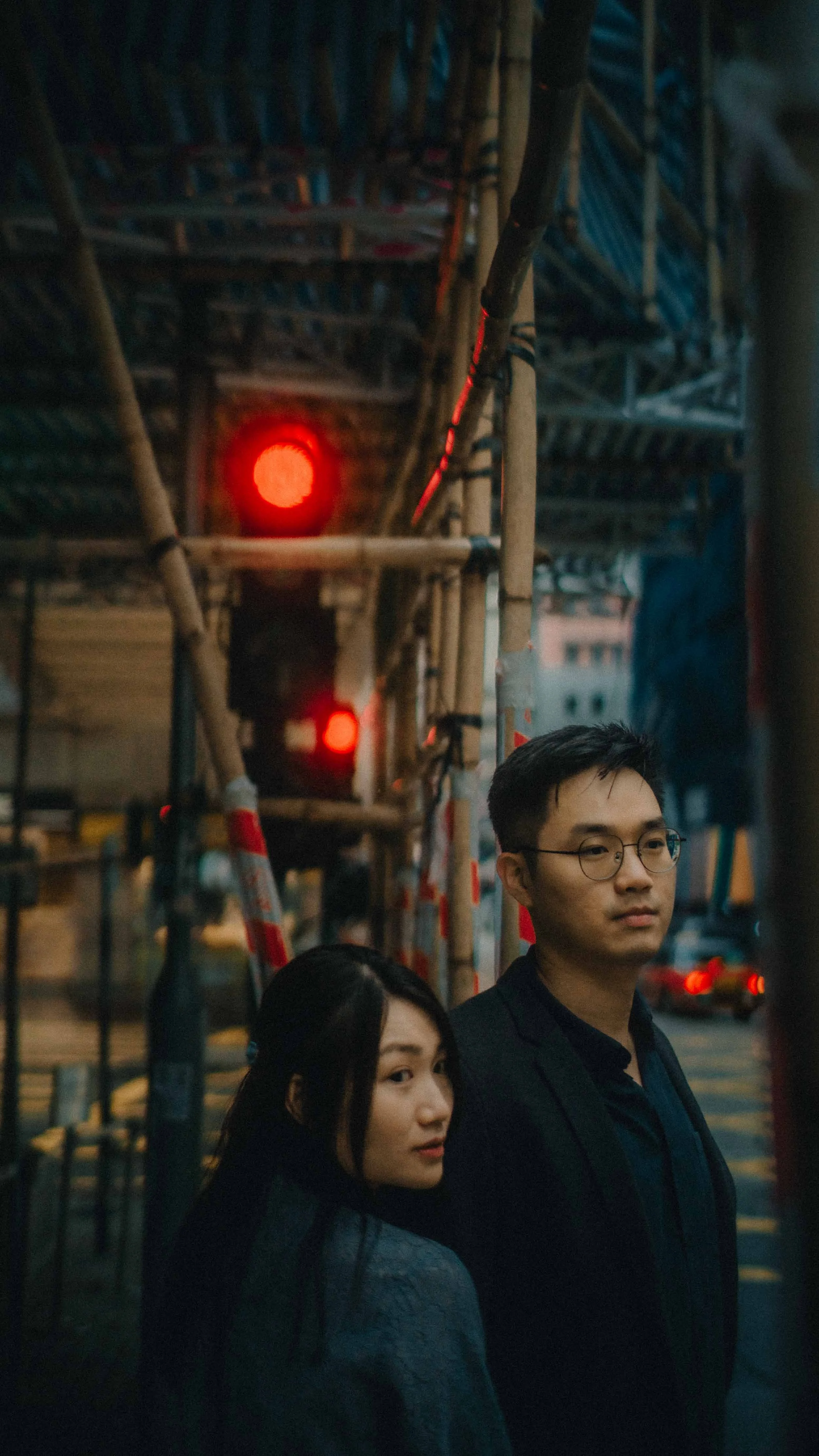 5-hongkong-redlight-gaze-portrait-sony-a7riv.jpg
