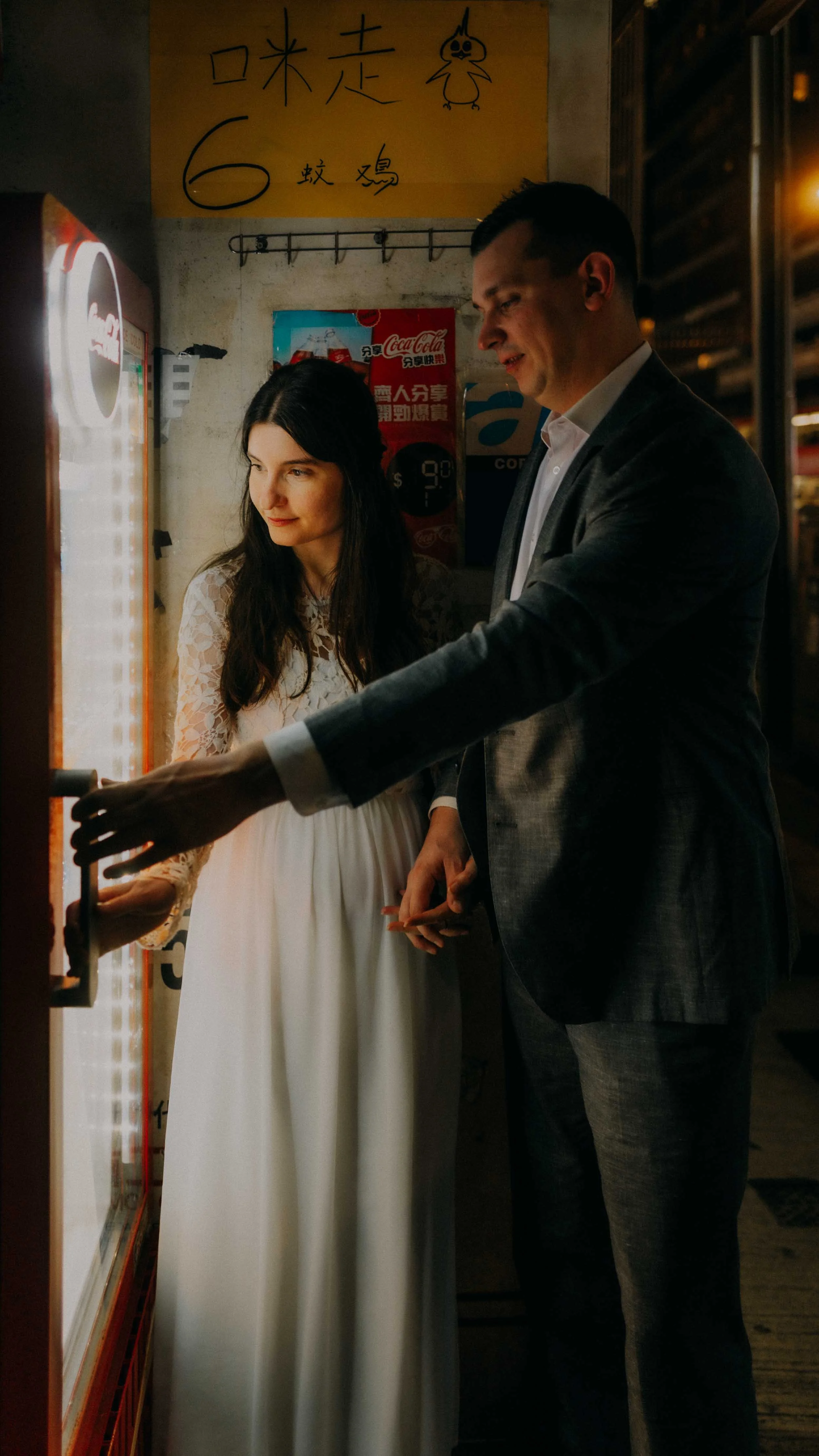 5-hongkong-night-vending.jpg
