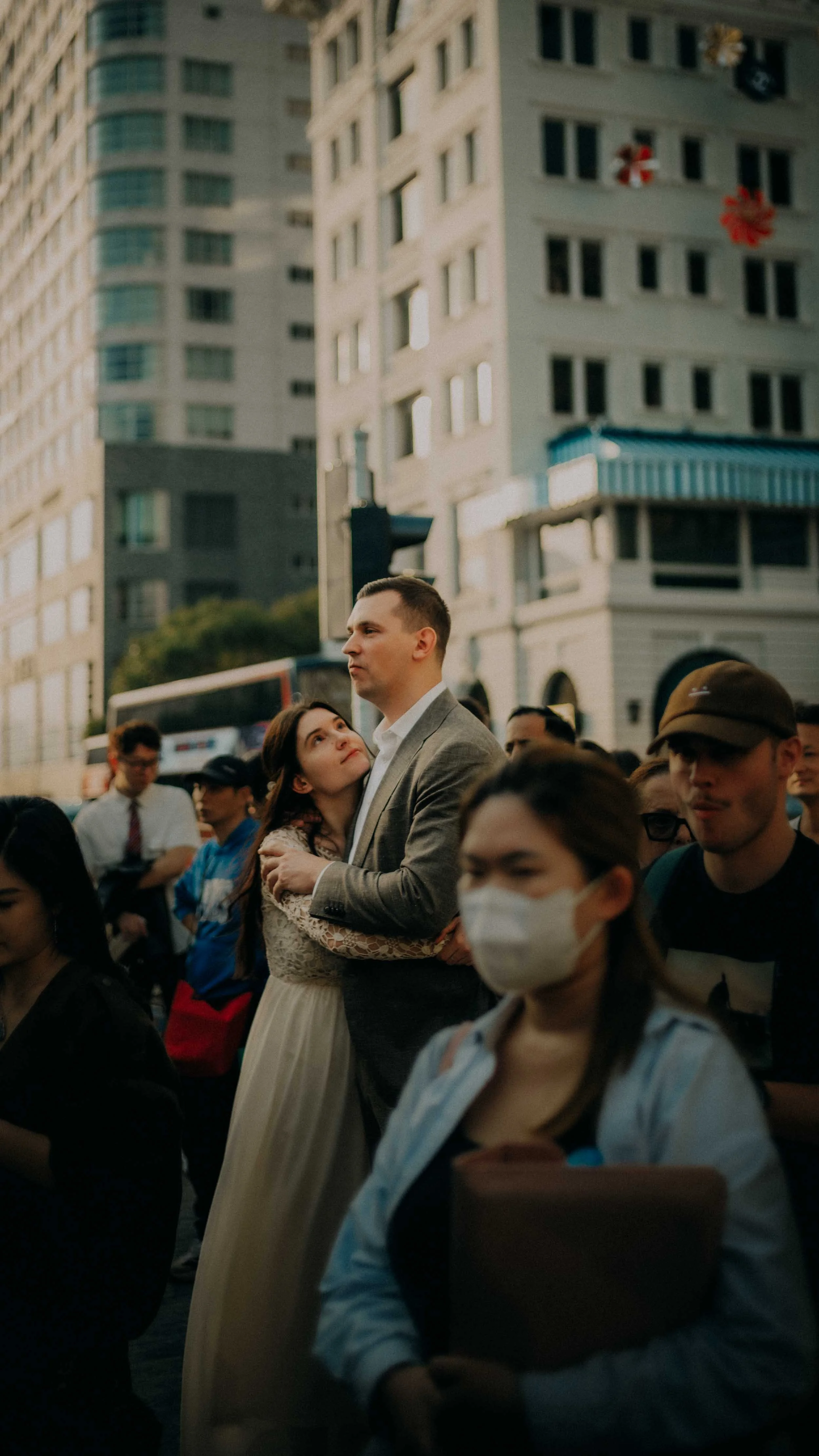 10-hongkong-elopement-street-reportage-portrait-leica-sl2.jpg