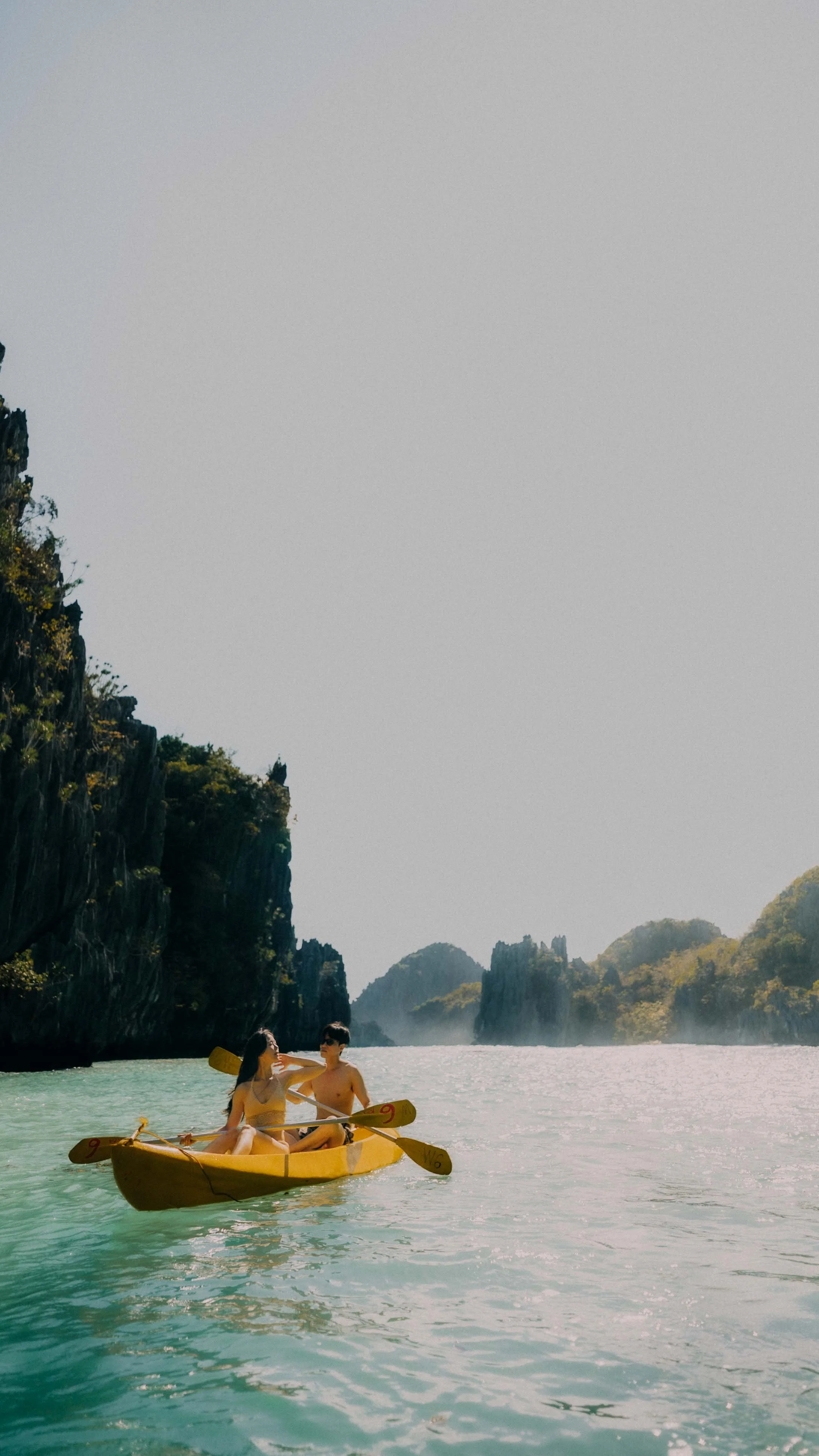 16-elnido-couple-small-lagoon-first-arrival-kayak-portrait-sony-a7siii.jpg