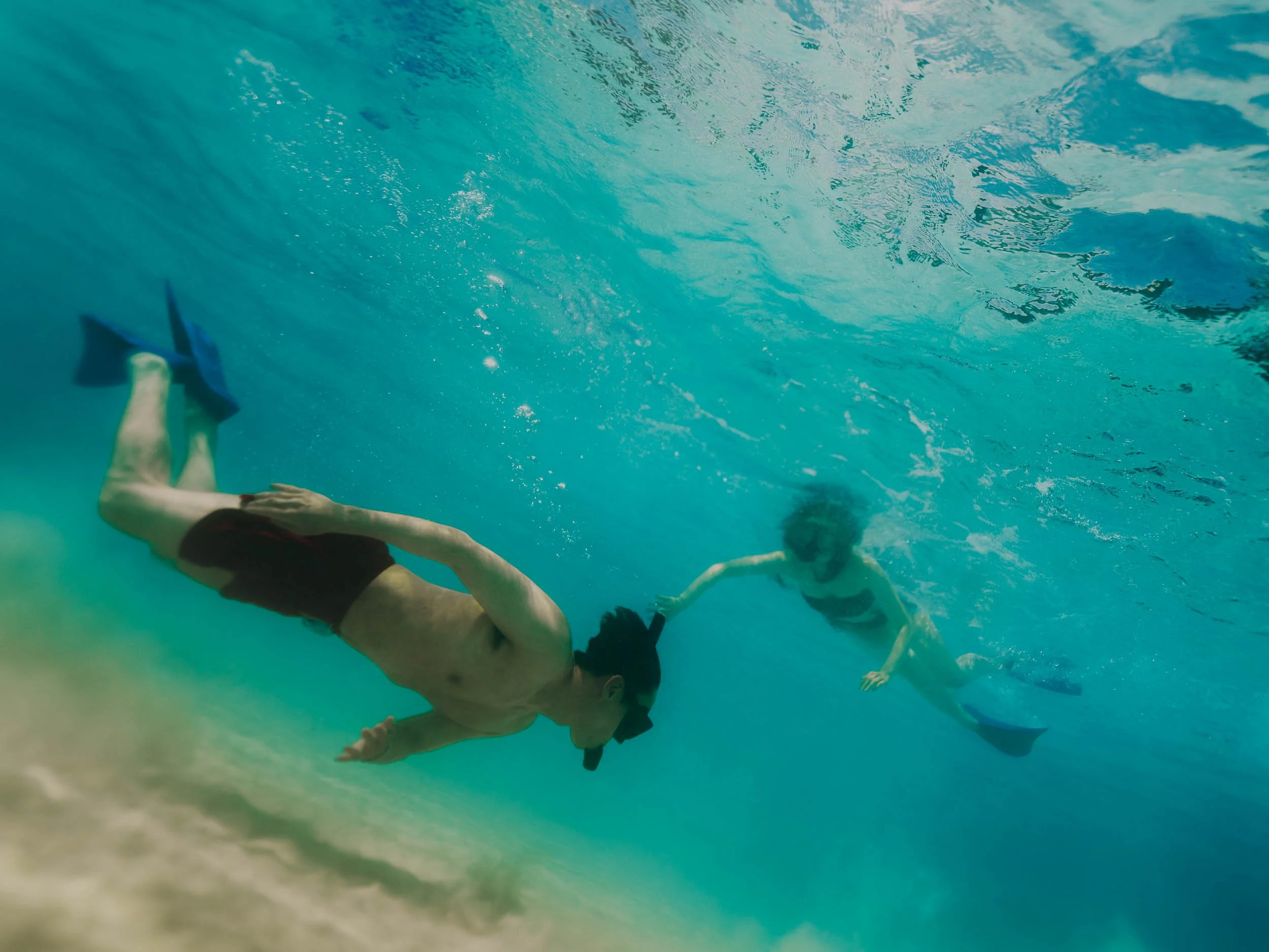 38-elnido-couple-pangulasian-underwater-flow-landscape-sony-a7siii.jpg