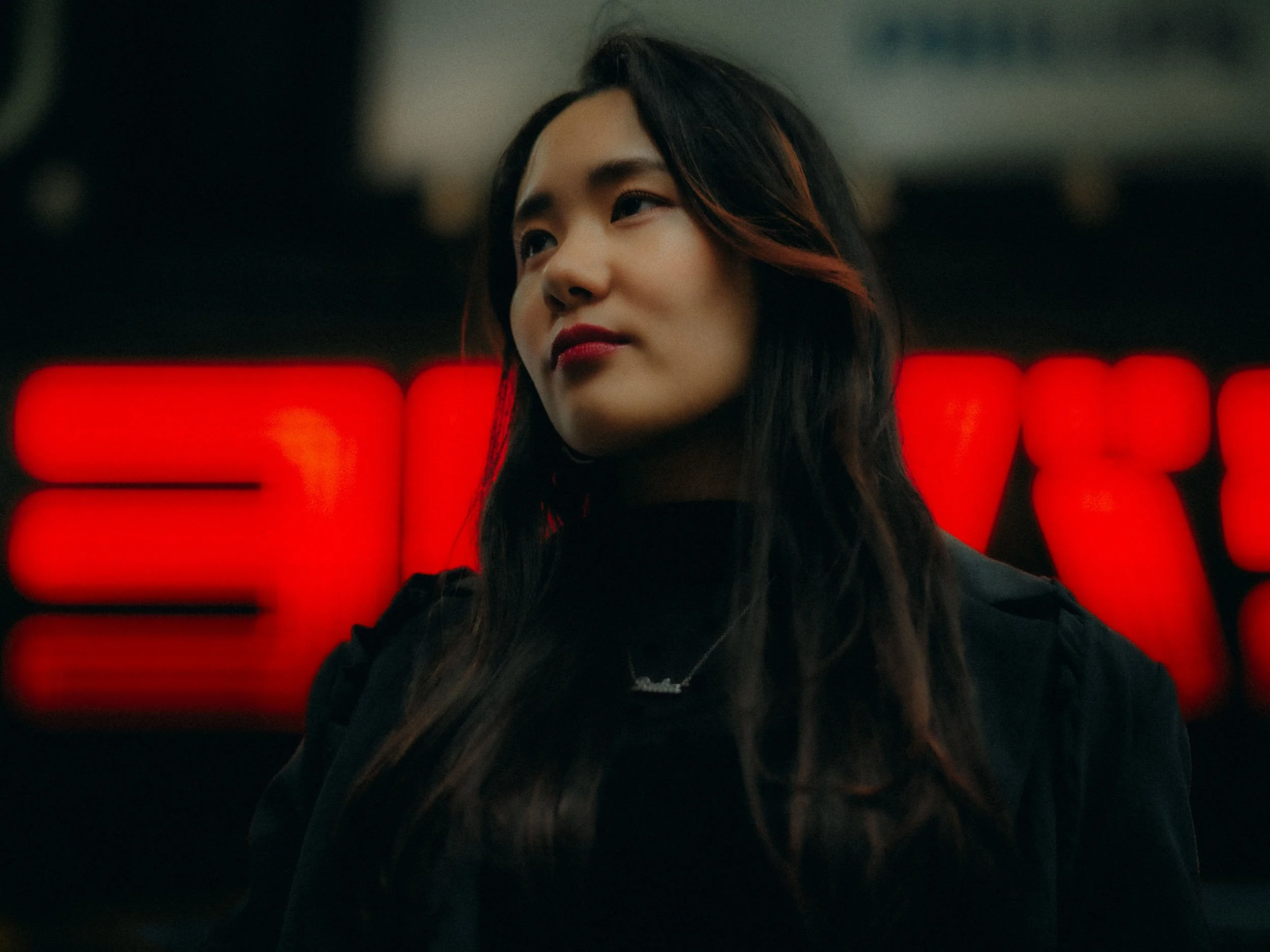 19-tokyo-portrait-shinjuku-rain-yodobashi-leicam11.jpg