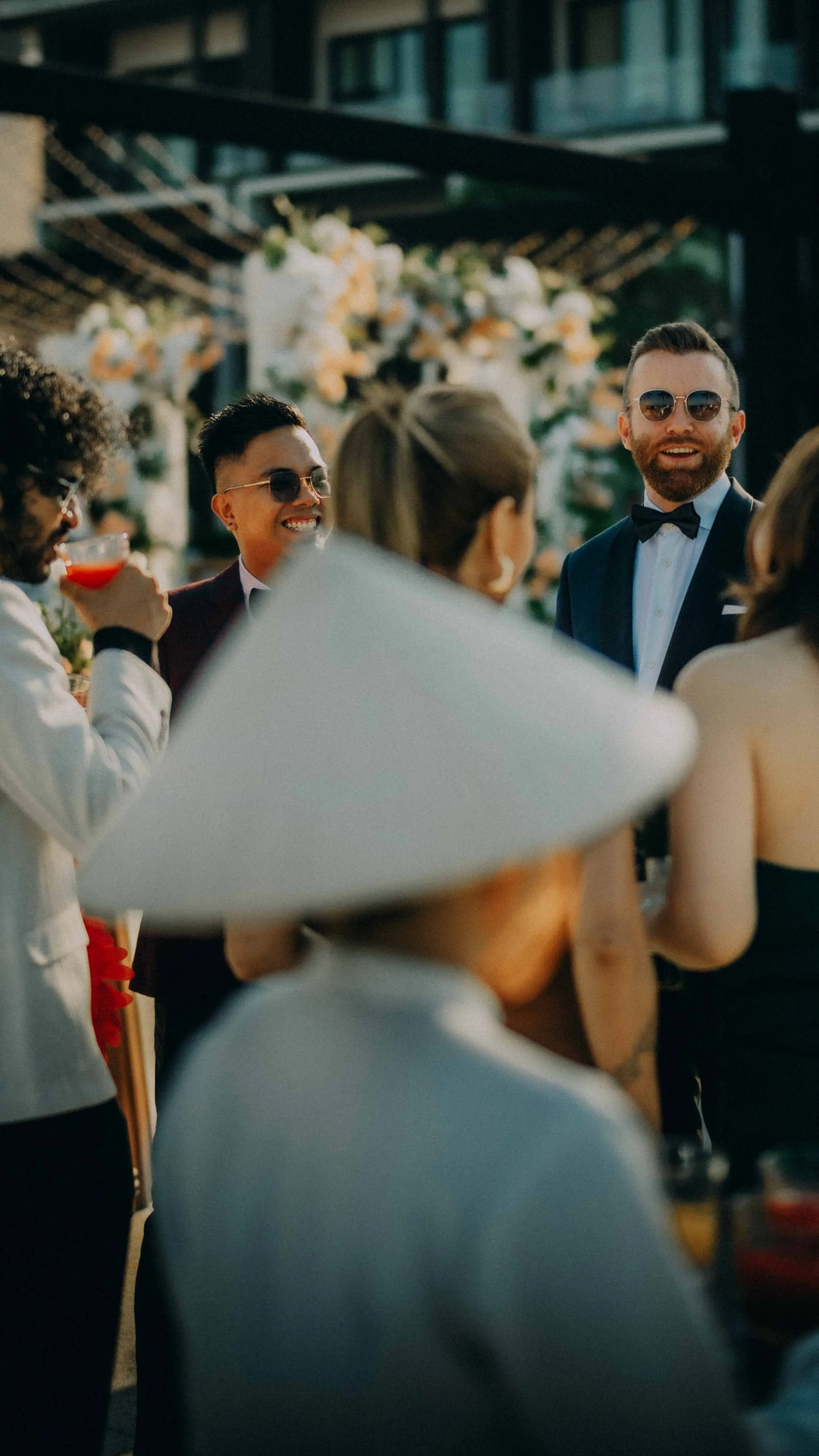 10-danang-wedding-hyattdanang-day-guestcocktails-leicam11.jpg
