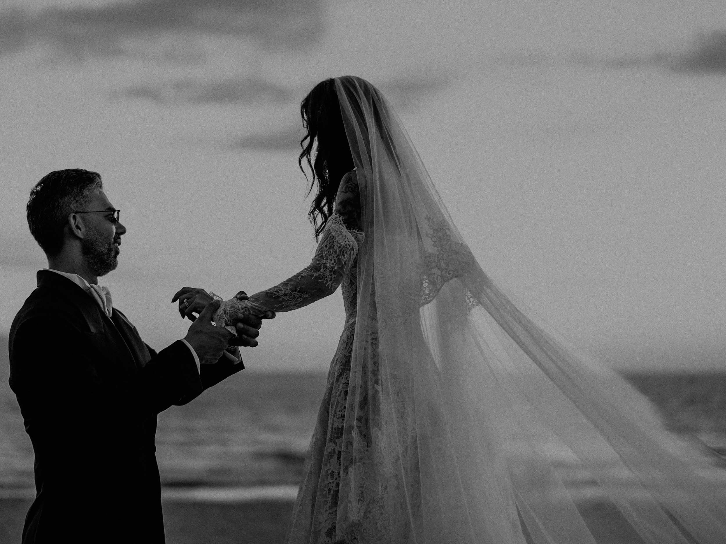 17-danang-wedding-danang-beach-moody-leicam11.jpg