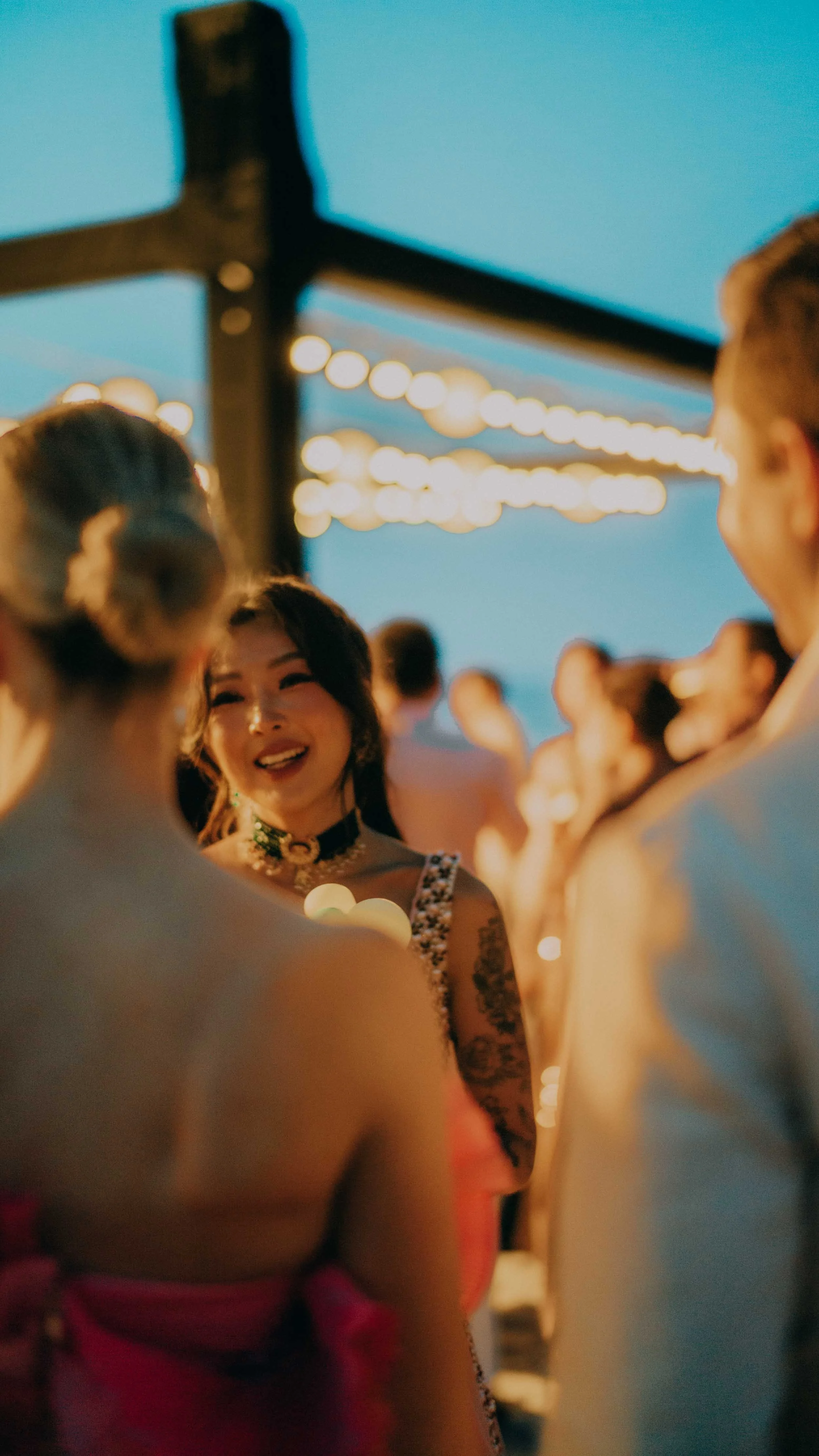 27-danang-weddingweekend-hyattdanang-sunset-mariaguests-leicam11.jpg