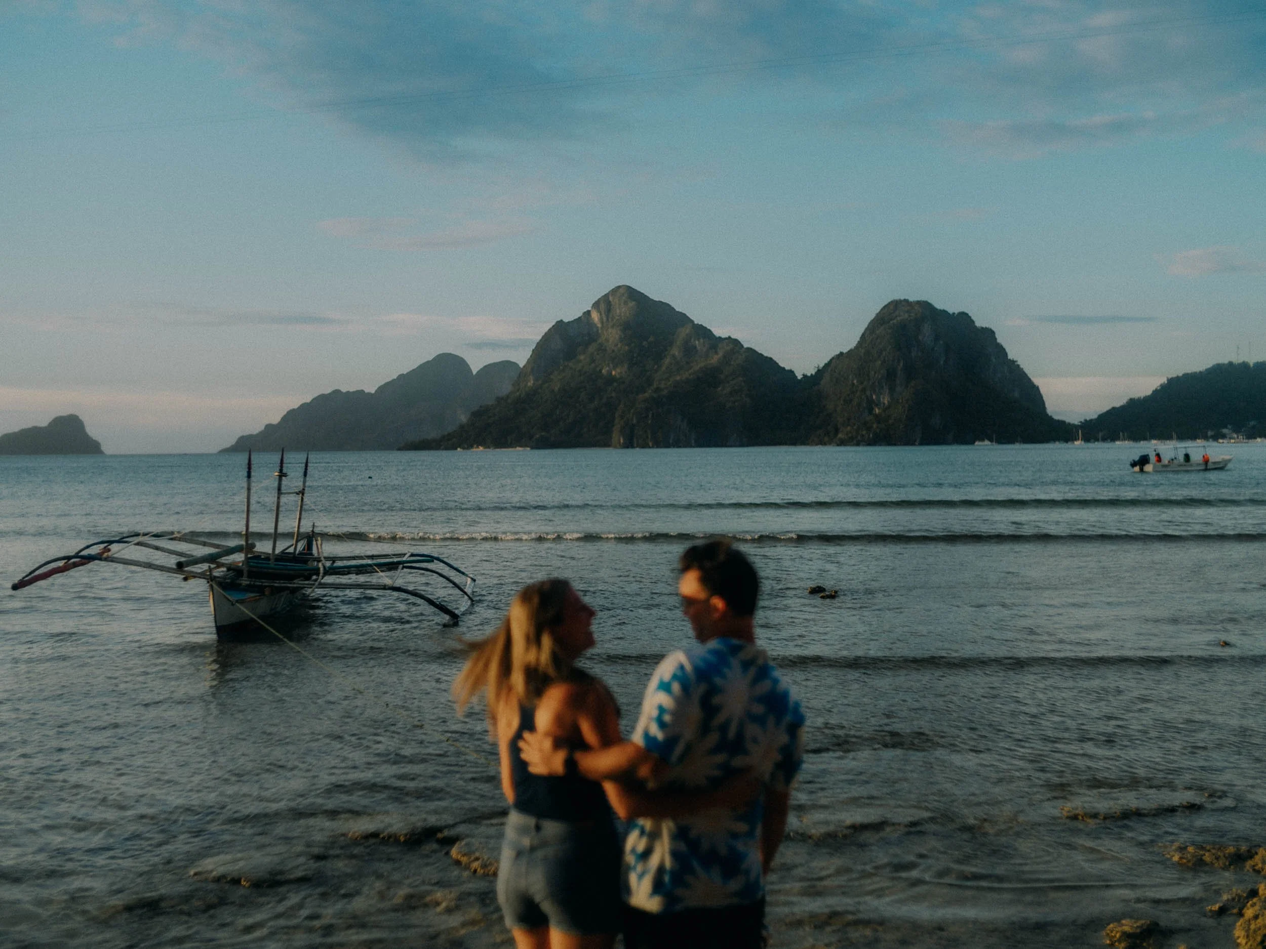 57-El Nido Palawan Philippines Couple Photography.jpg