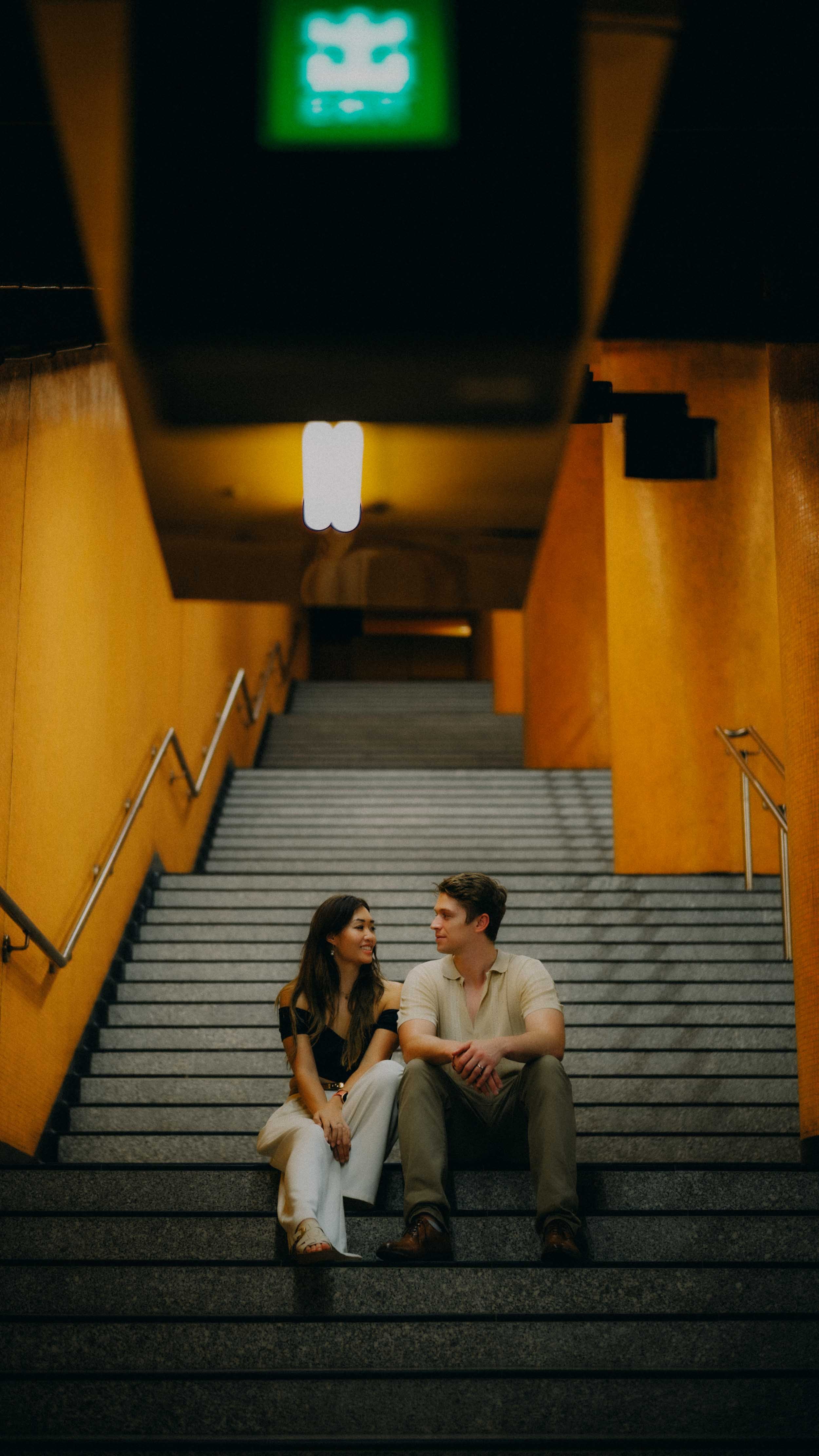 9-hongkong-coupleshoot-saiwanho-station-stairs-leicam11.jpg