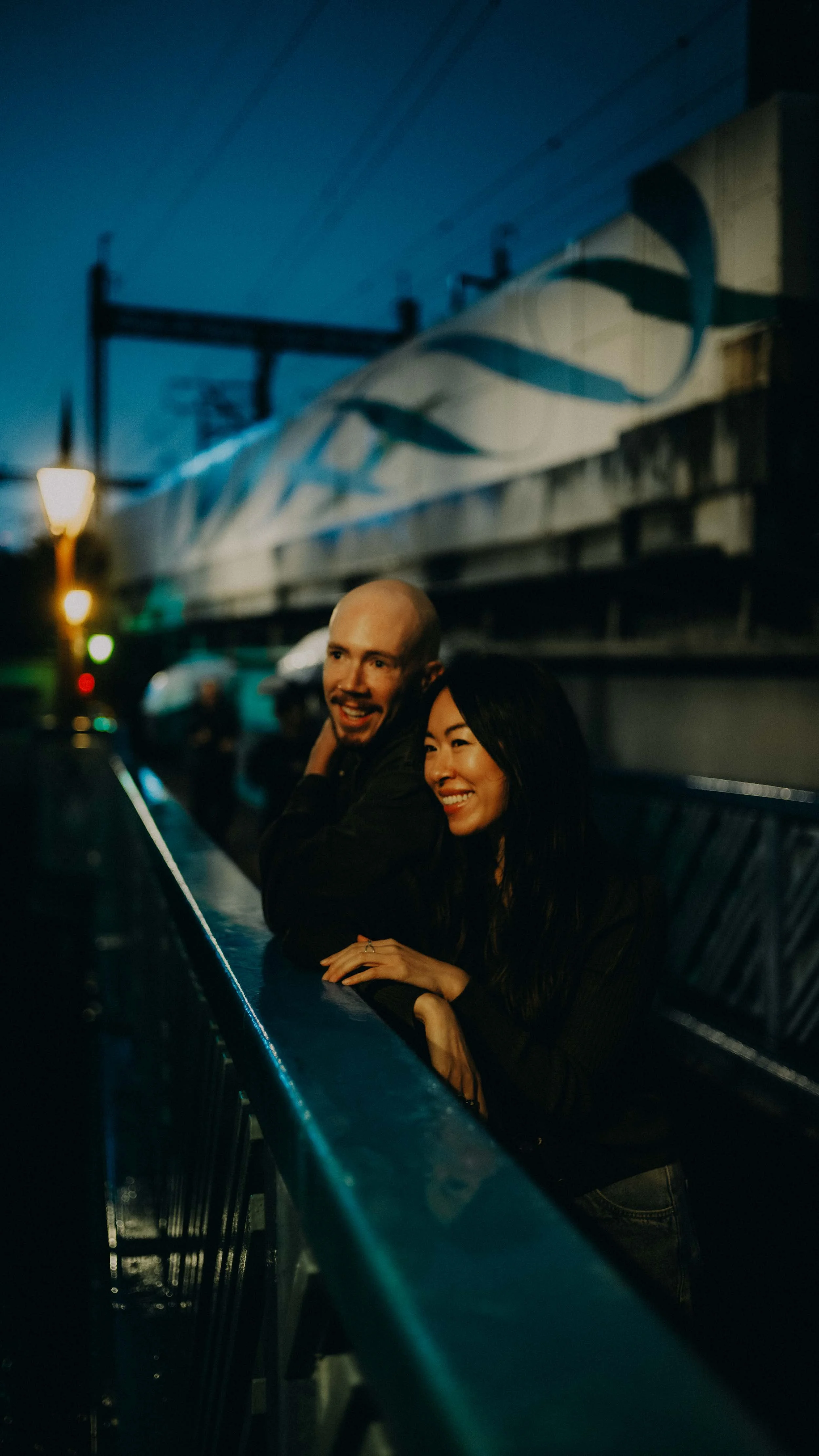 7-tokyo-honeymoon-akihabara-bridge-railing-leicasl2.jpg