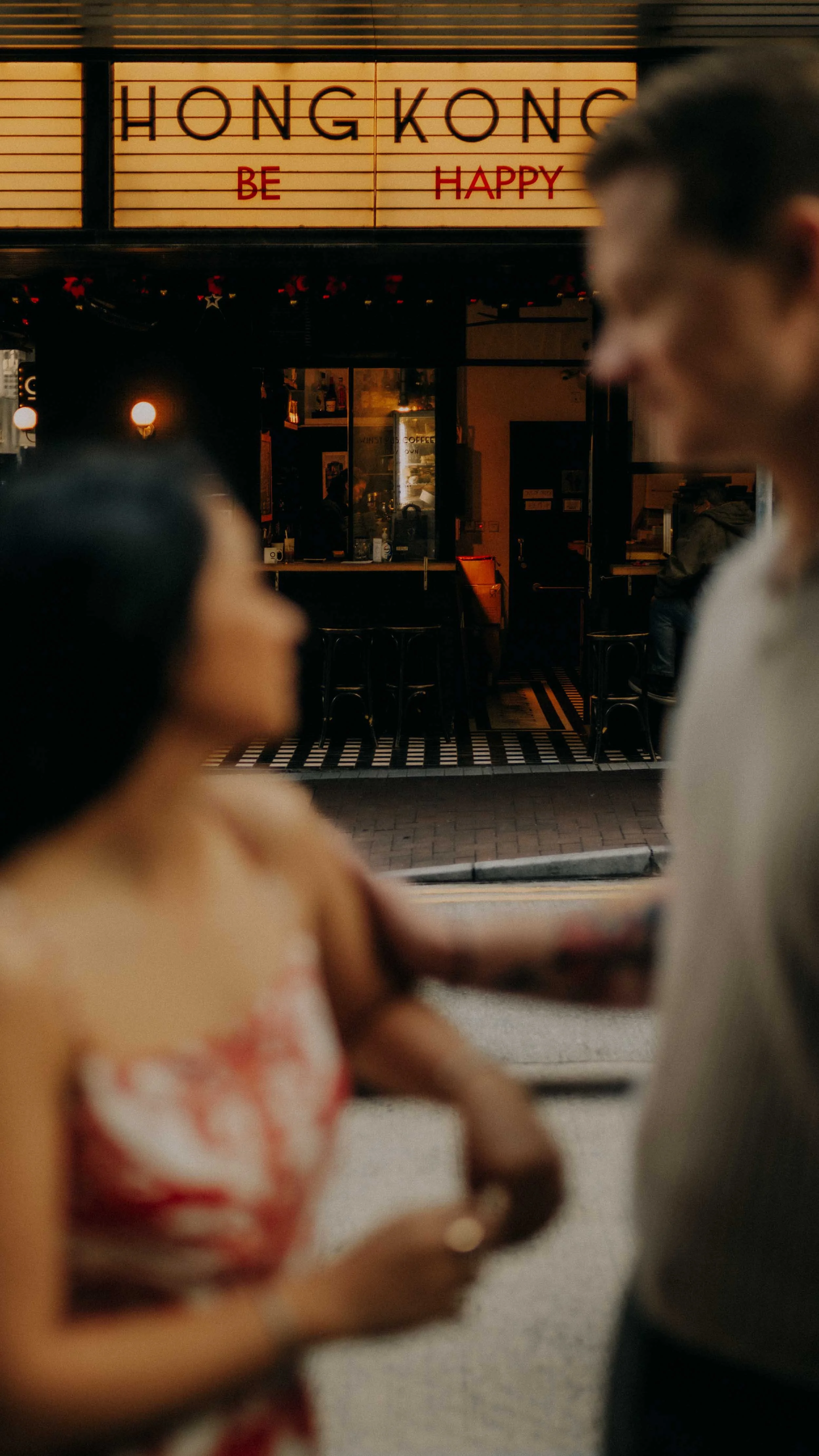 4-hongkong-engagement-kennedytown-street-marquee-leicasl2.jpg