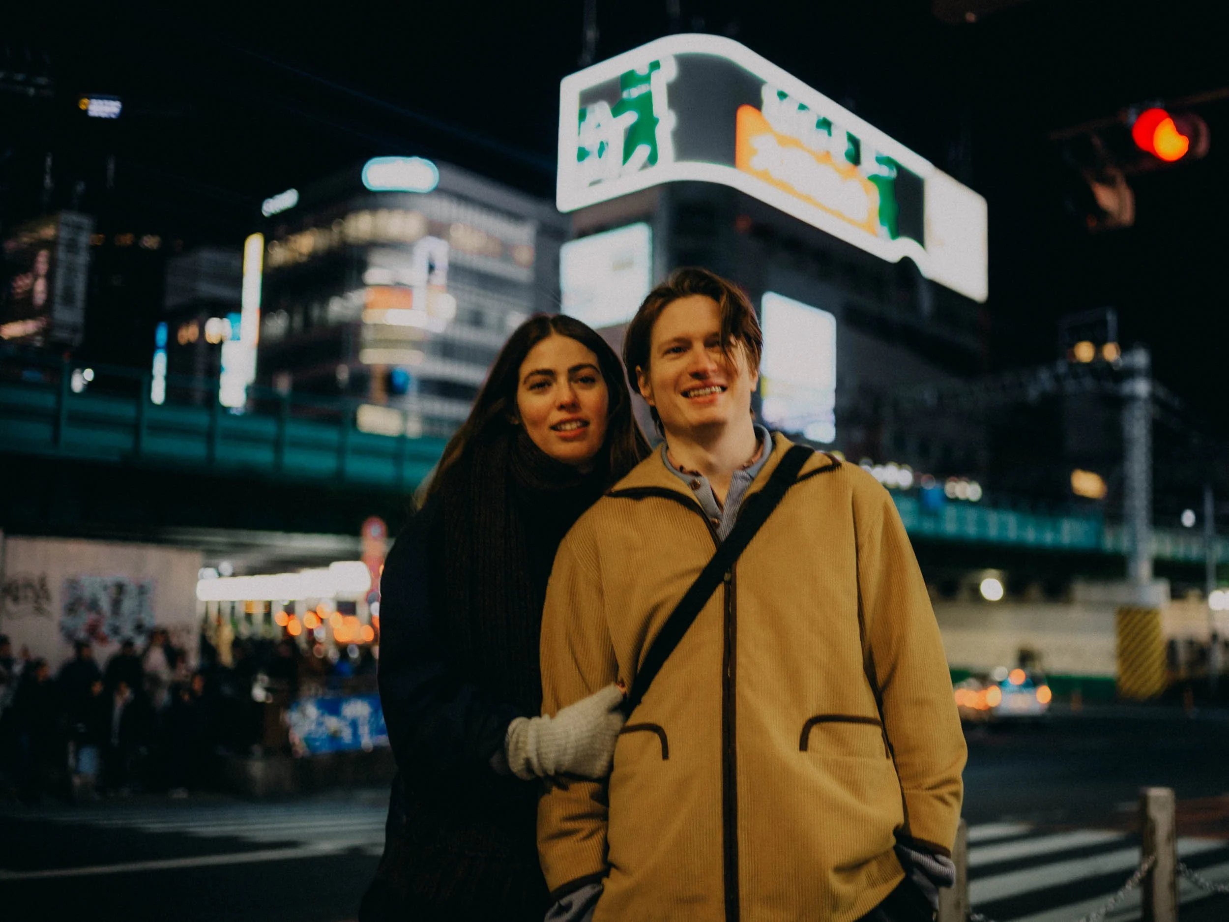 29-tokyo-coupleshoot-shinjuku-night-citylights-leicam11.jpg