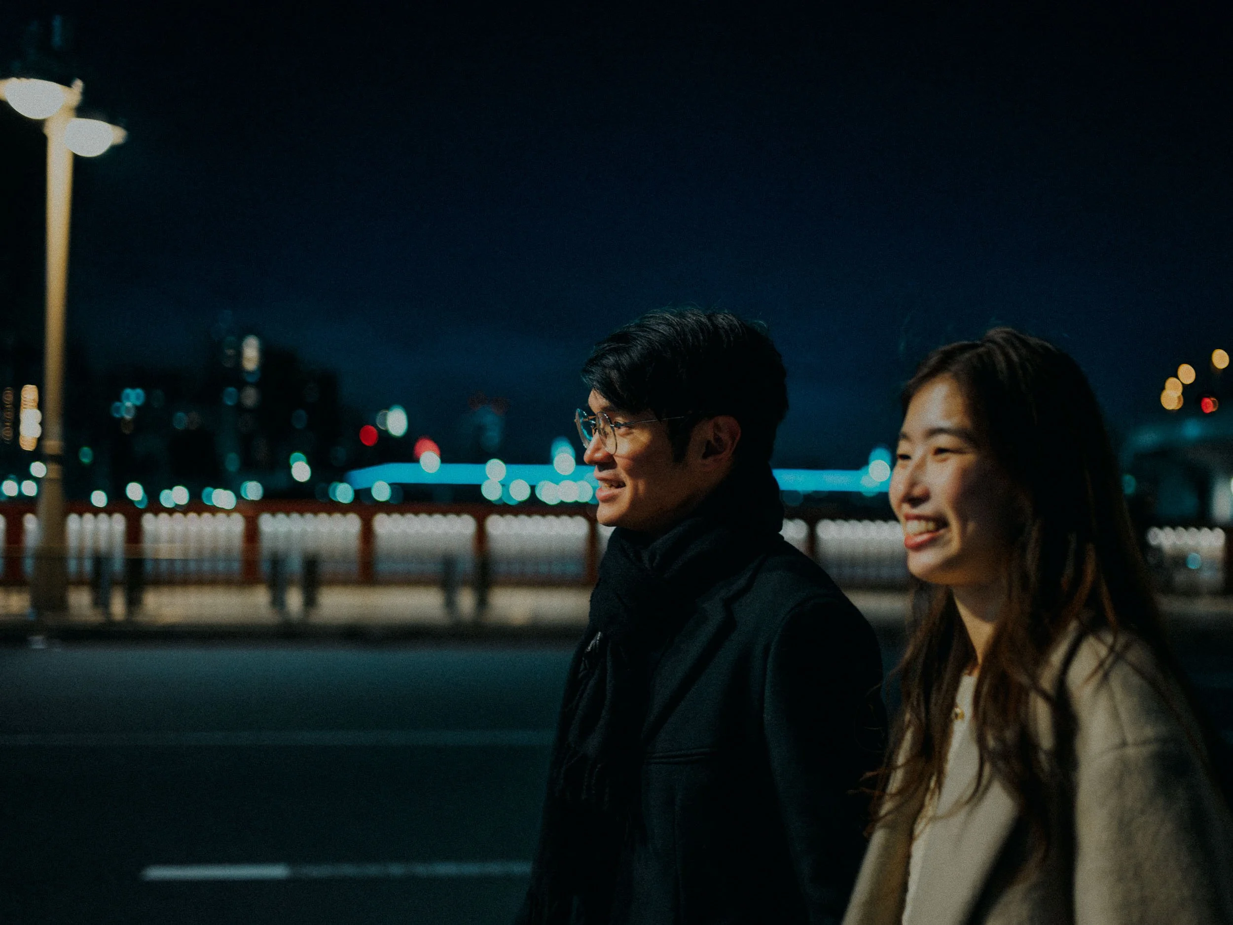 26-tokyo-engagement-sumidariver-night-riverwalk-leicasl2.jpg