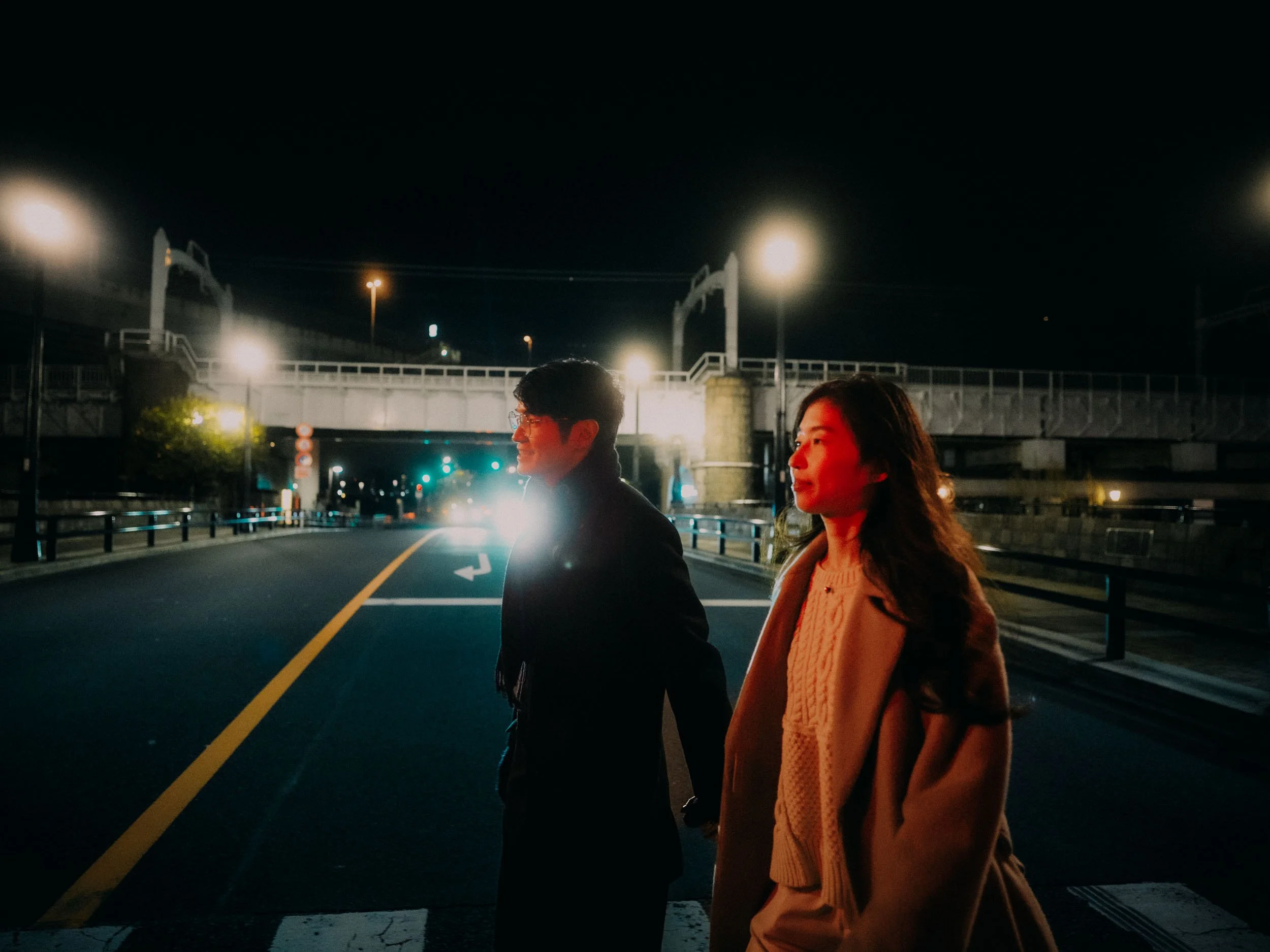 30-tokyo-engagement-asakusa-street-headlights-sonya7rv.jpg