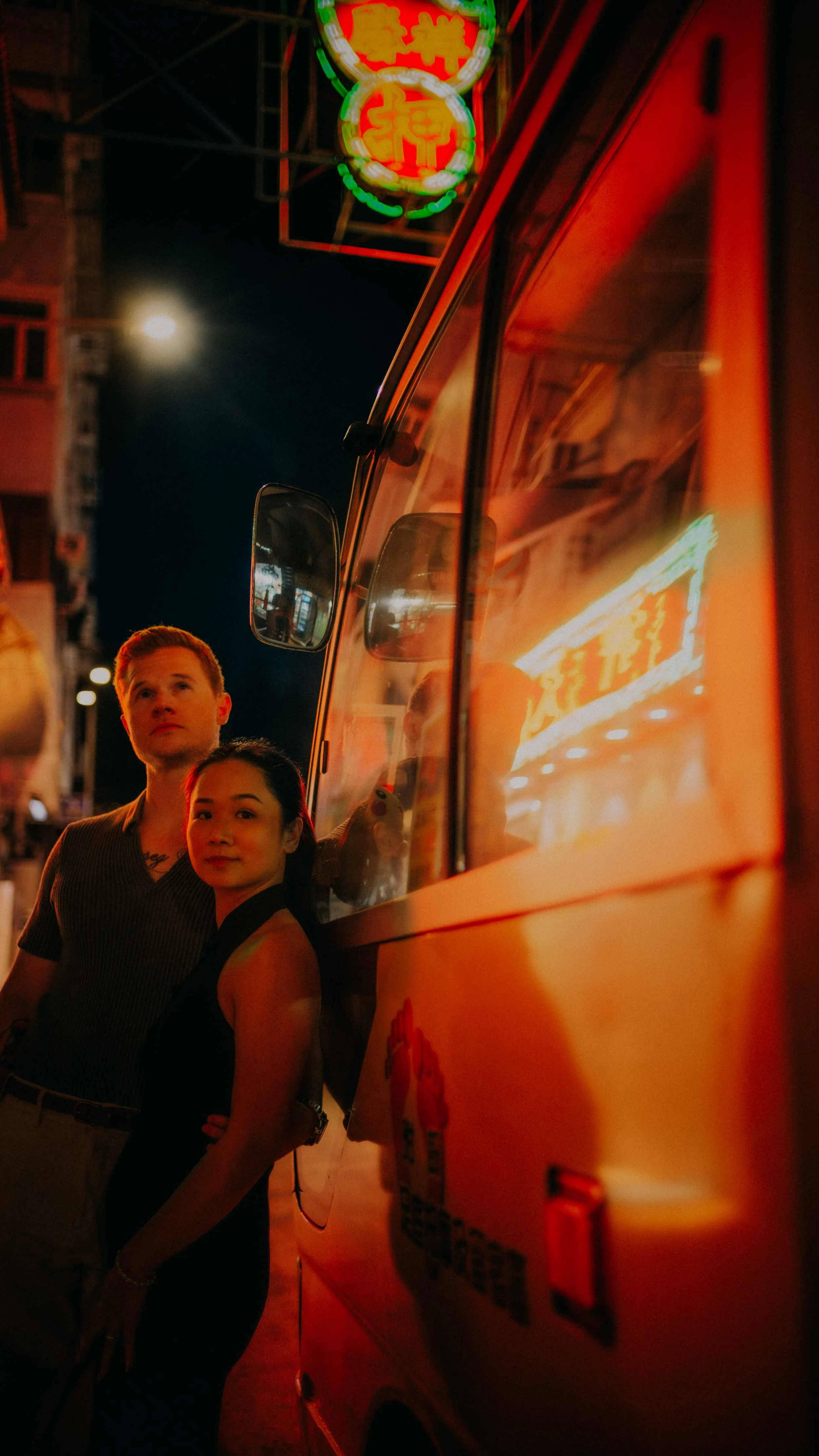 7-hongkong-engagement-mongkok-street-lightbus-leicasl2.jpg