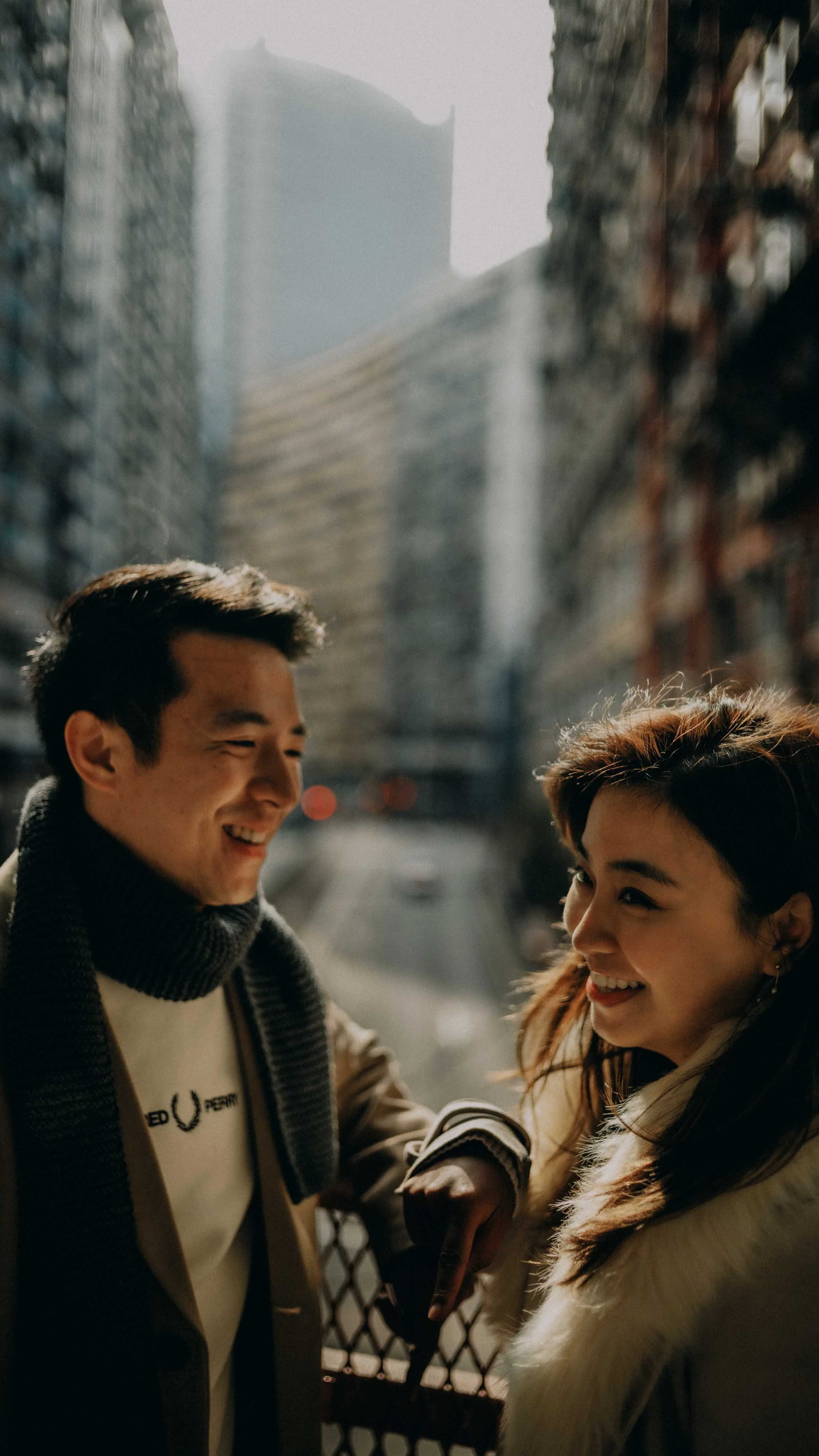 9-hongkong-coupleshoot-northpoint-overpass-closeup-leicasl2.jpg