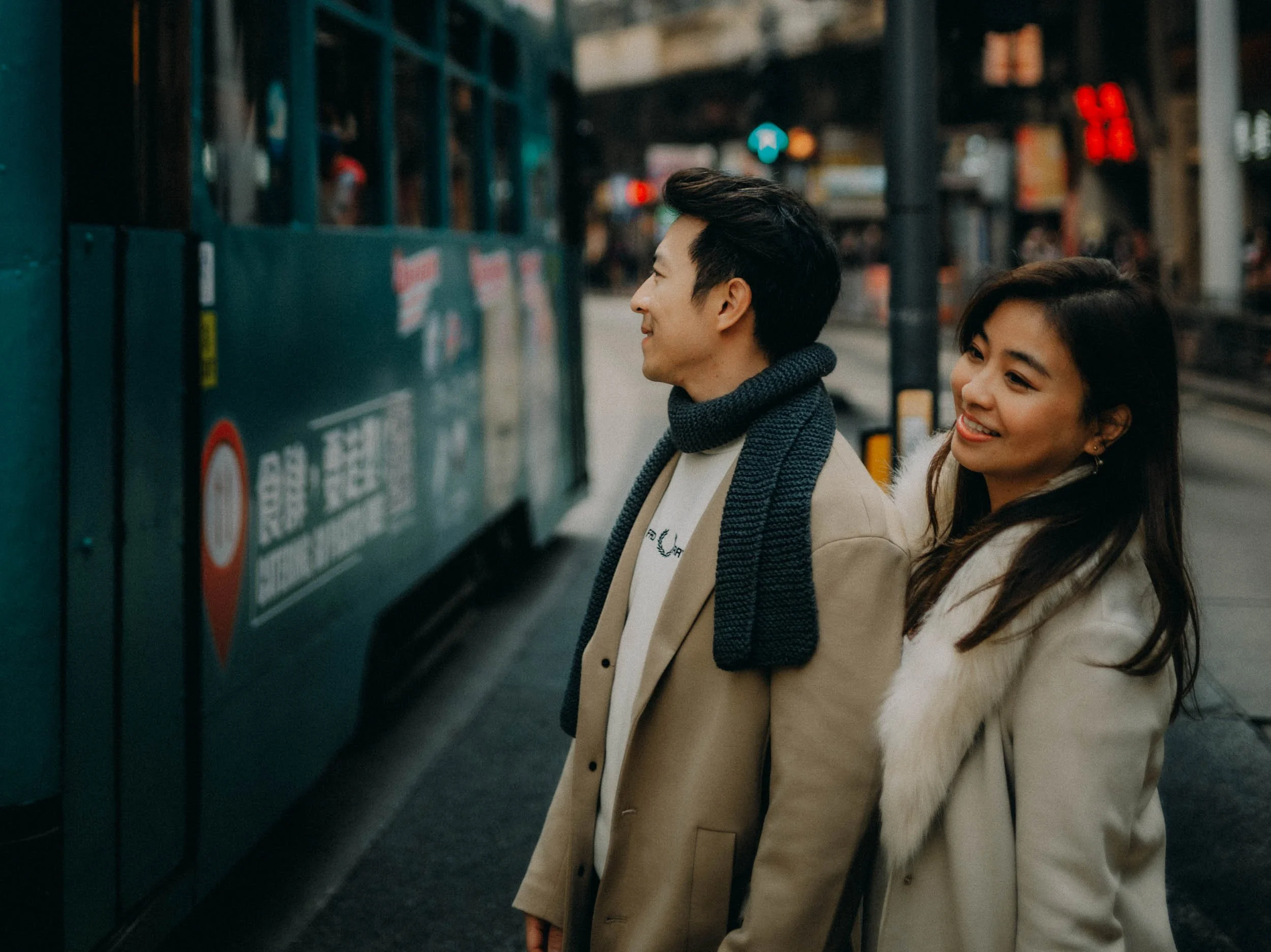 28-hongkong-coupleshoot-kingsroad-greentram-profile-leicasl2.jpg