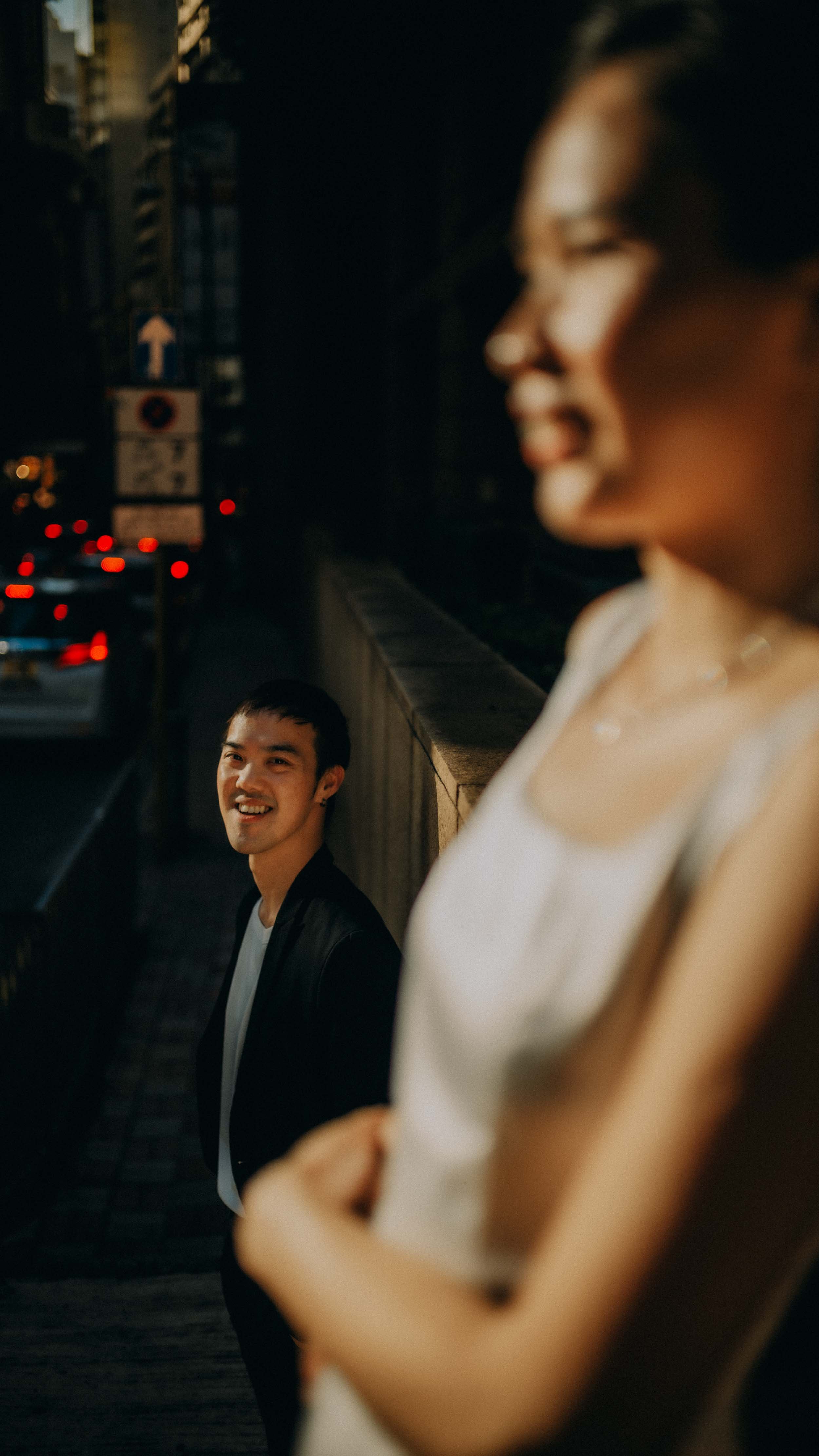 16-hongkong-prewedding-central-selectivefocus-smile-leicasl2.jpg