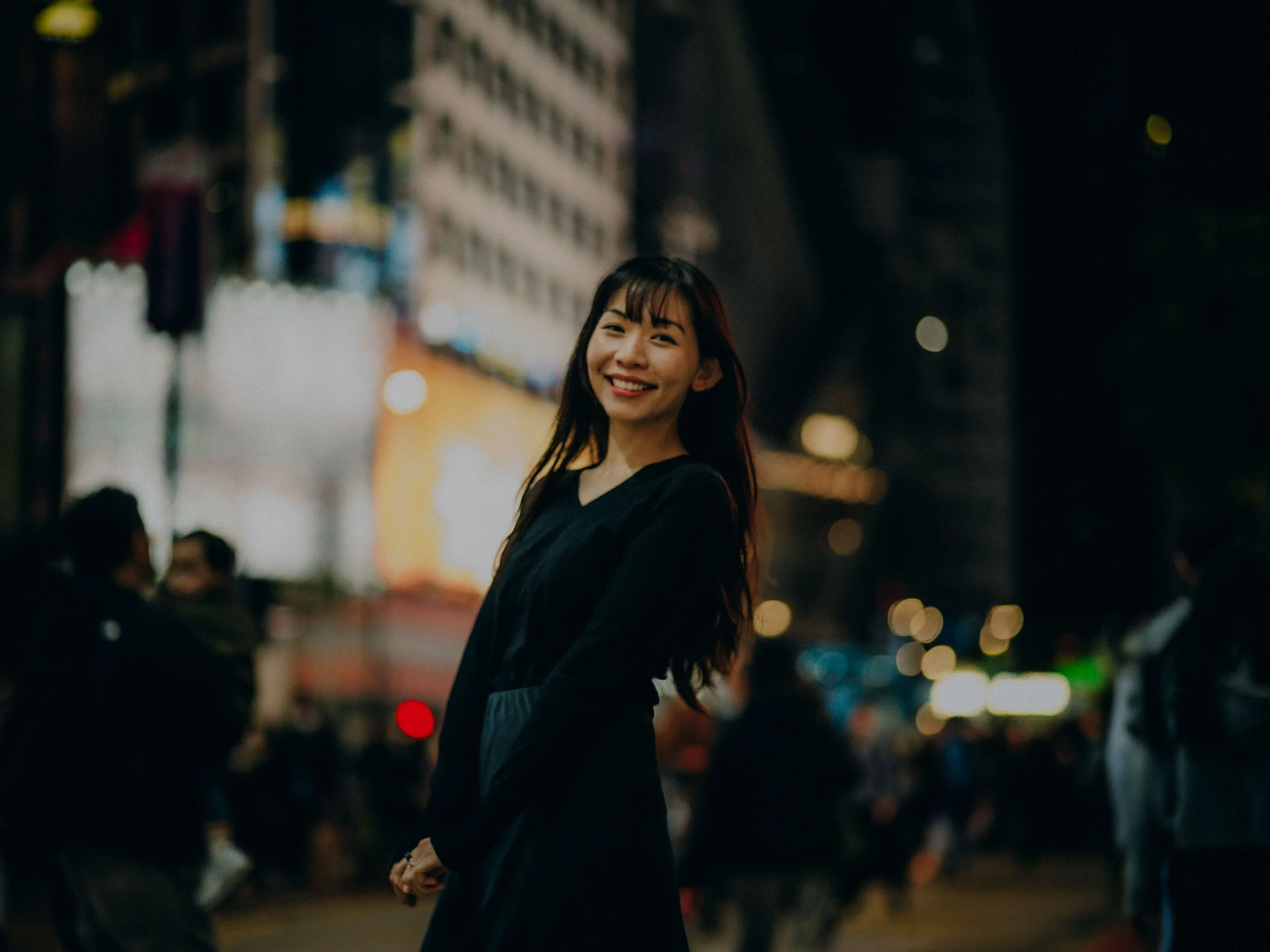 23-hongkong-portrait-causewaybay-night-widestreetportrait-leicasl2.jpg