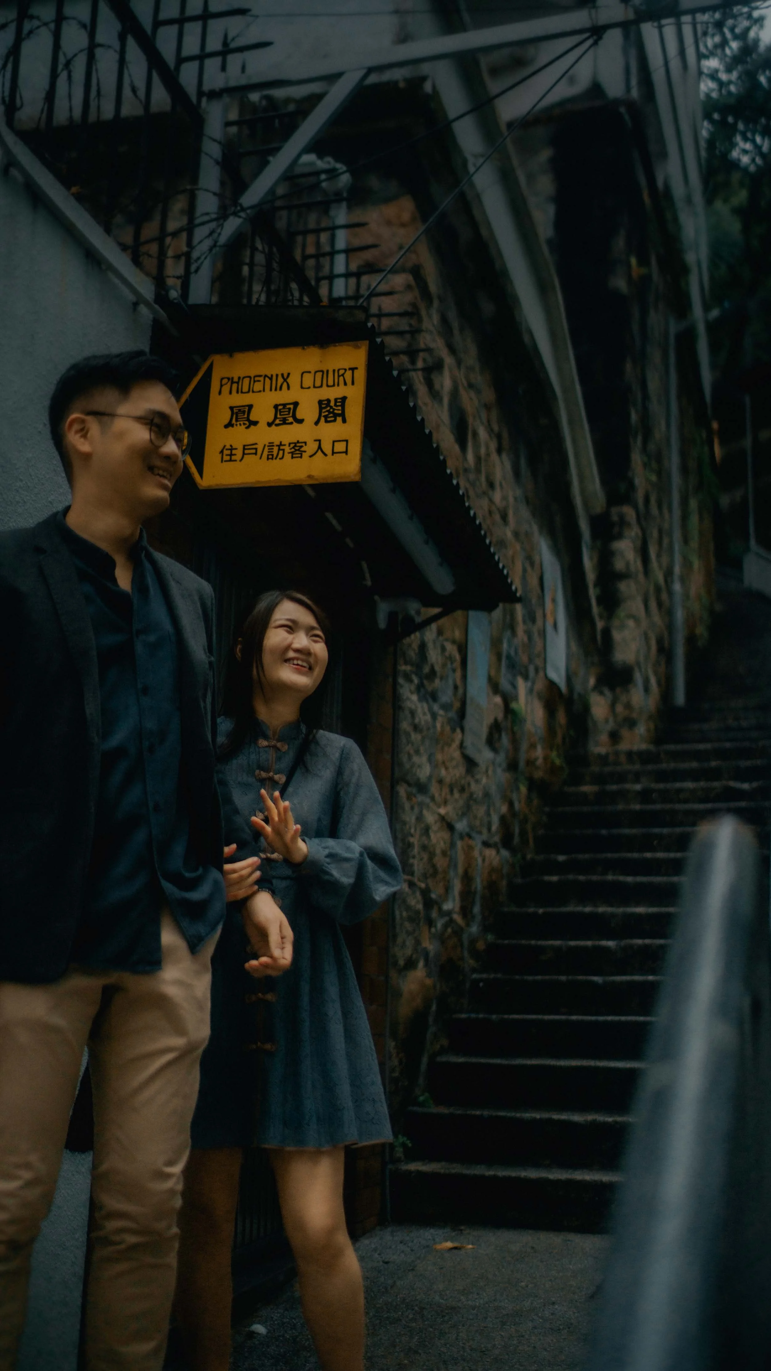 15-hongkong-engagement-wanchai-stairs-sharedlaughter-sonya7riv.jpg