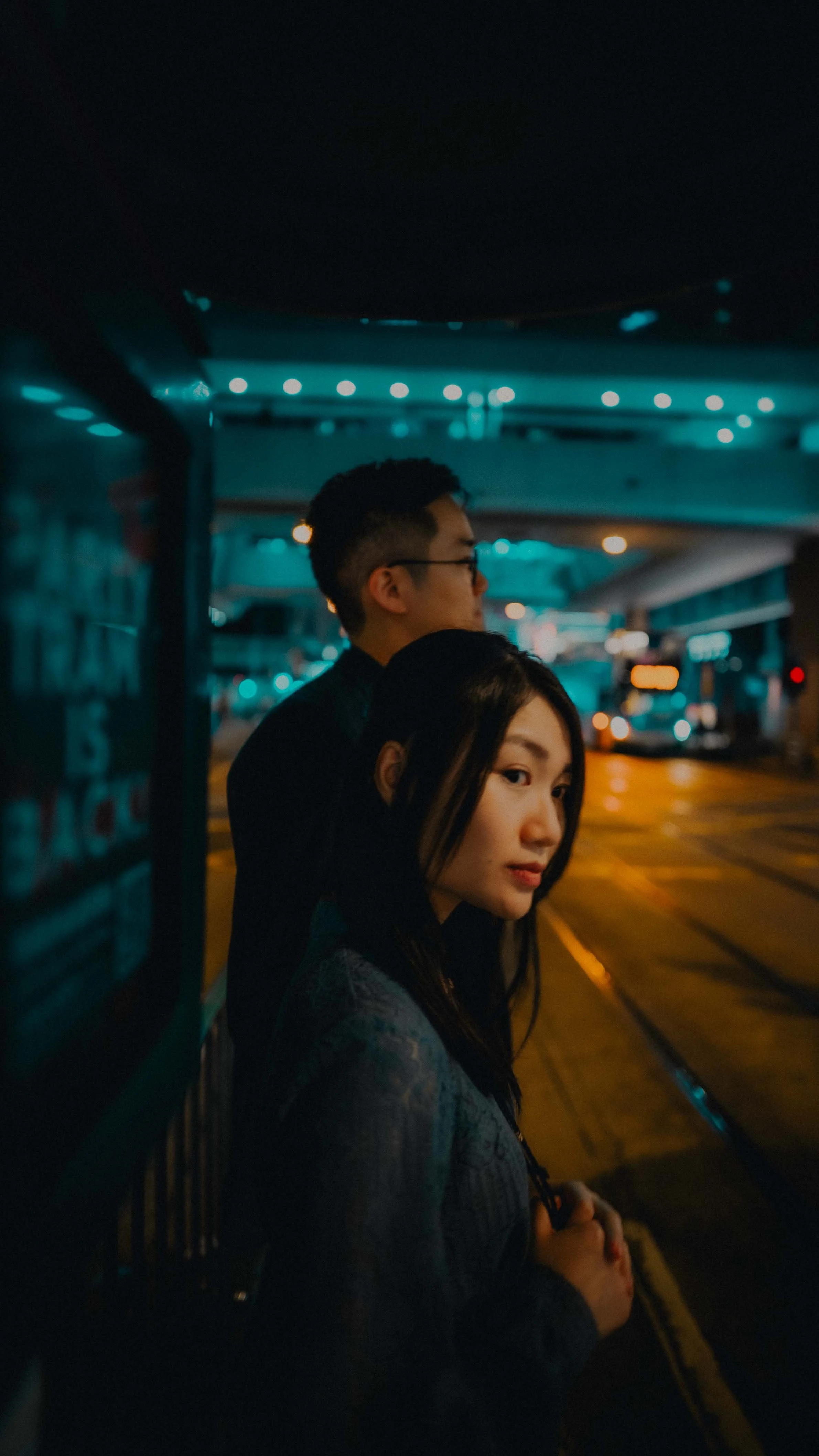 20-hongkong-engagement-night-central-street-lookbackportrait-sonya7siii.jpg