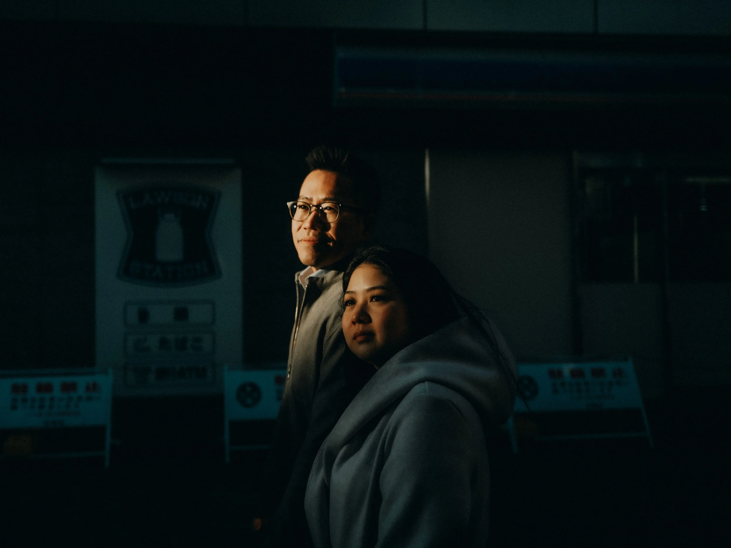 31-tokyo-engagement-asakusa-lawson-light-and-shadow-leicaq3.jpg