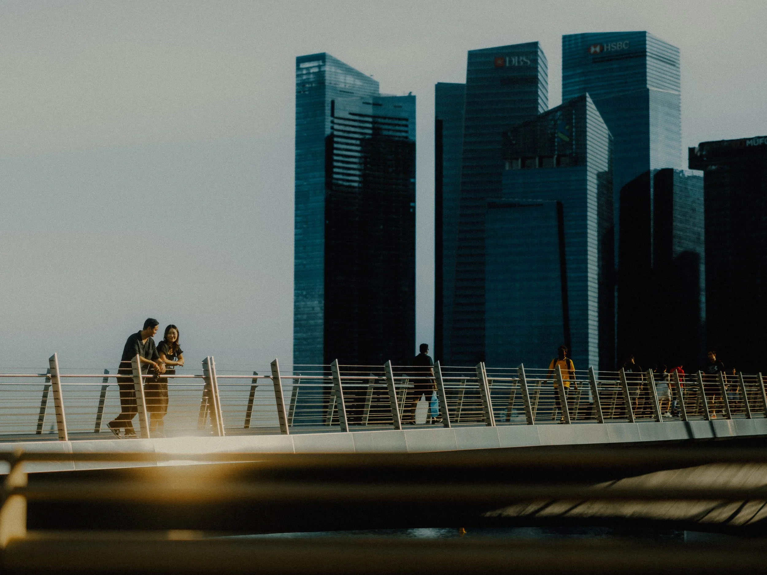 6-redsheep-destination-couple-photography-singapore-city-fuji.jpg