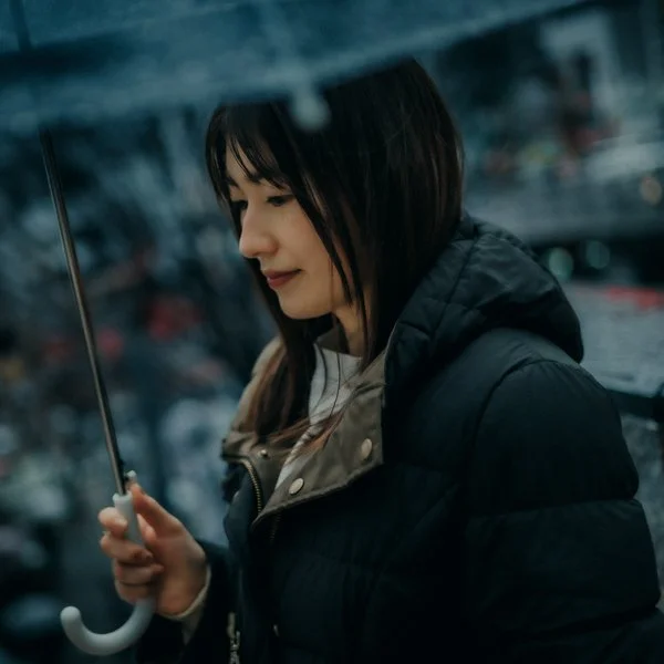 tokyo portraits — shinjuku rain & umbrella streets.jpg