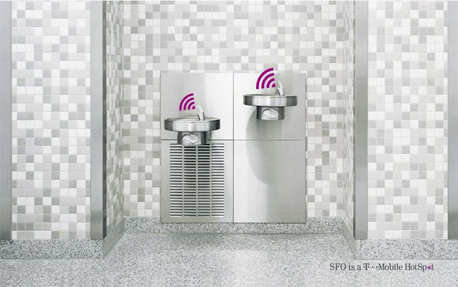img_tmobile_HotSpot_OOH_fountain.JPG