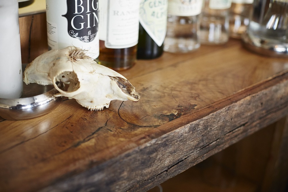 Table, Donkey and Stick Back Bar Top