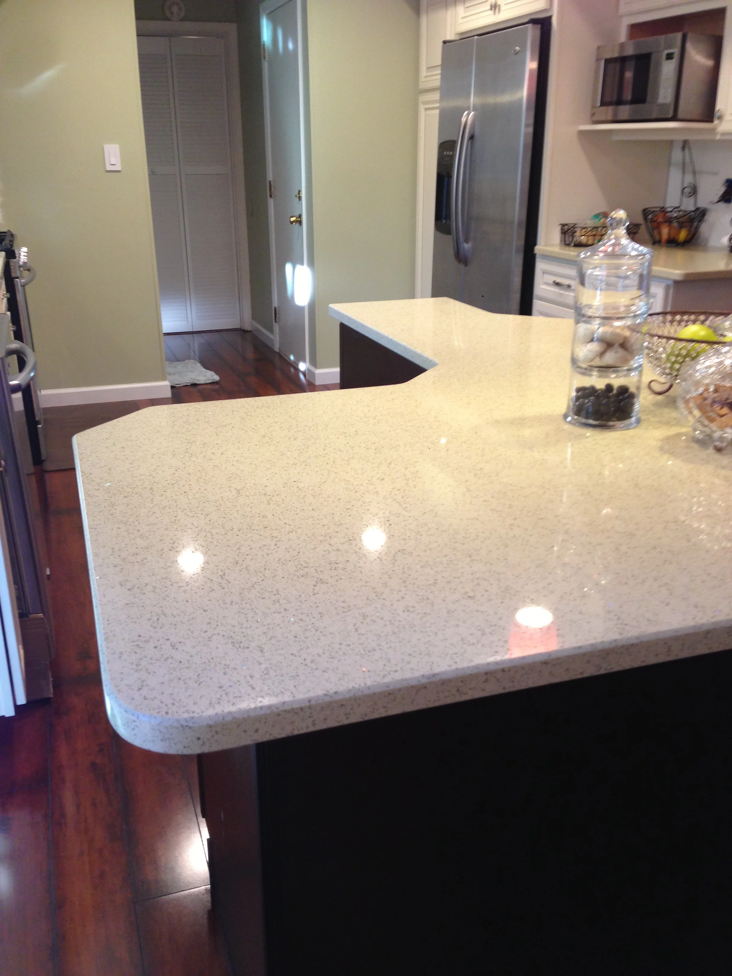 Almond cream - Quartz by KayStone