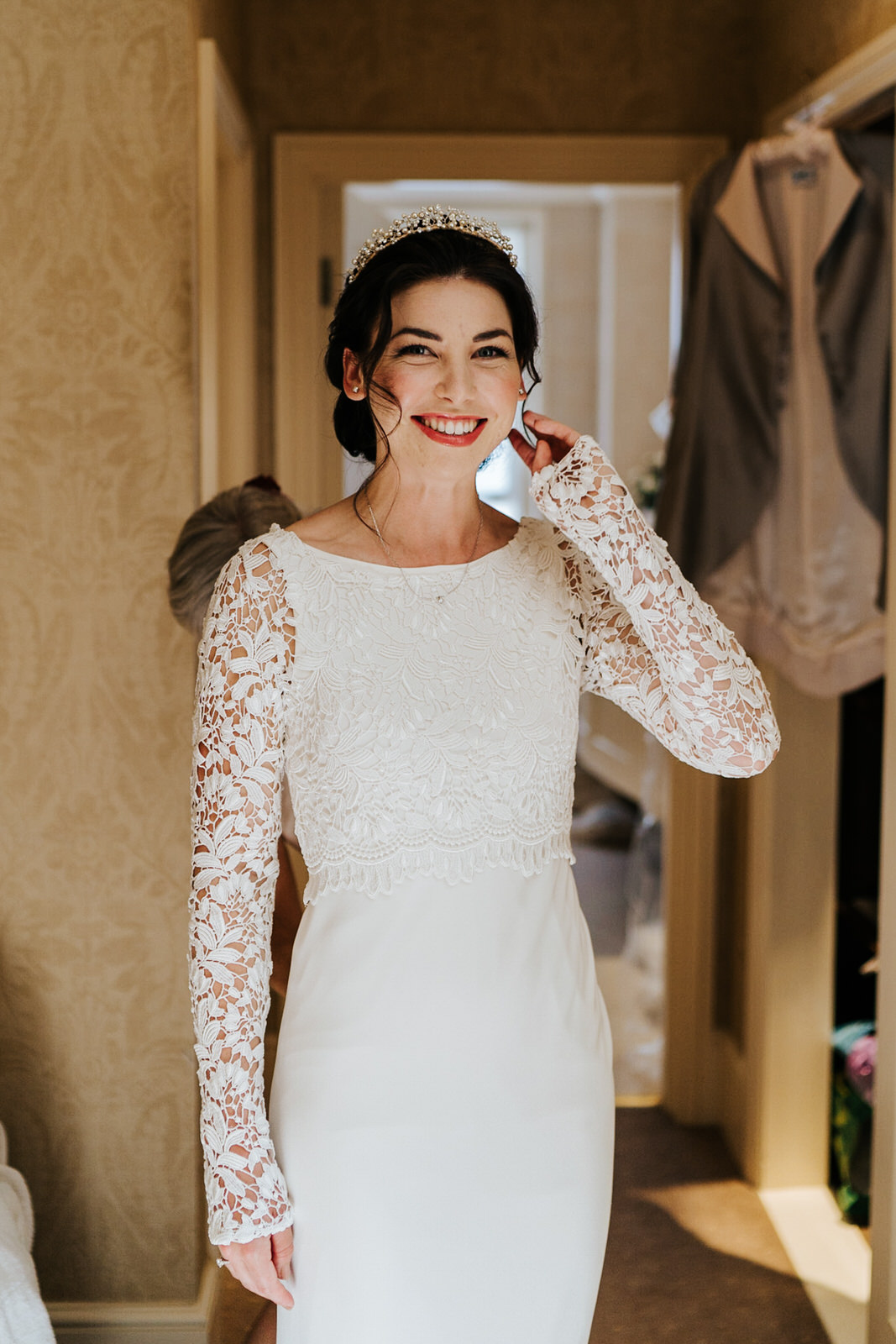  Bride looks stunning in beautiful white dress 